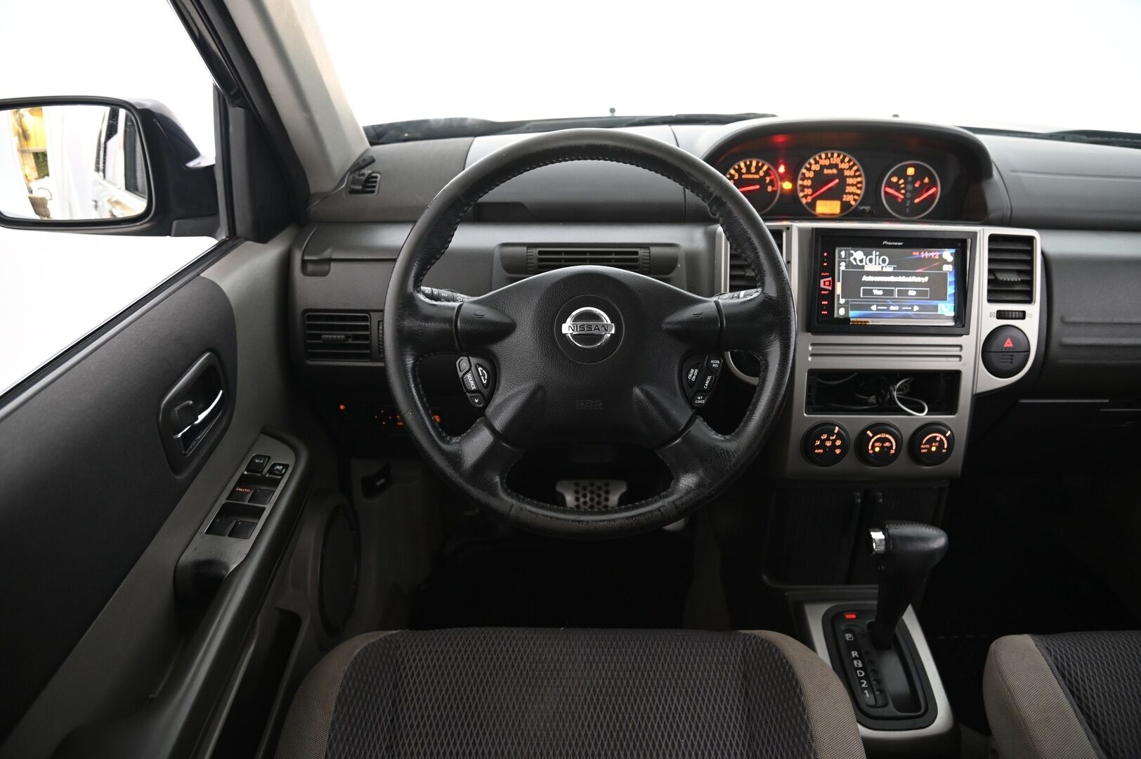 Nissan X-TRAIL 2007 *Myydään Huutokaupat.com*