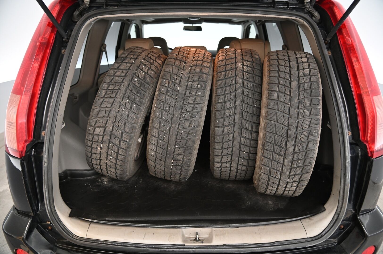 Nissan X-TRAIL 2007 *Myydään Huutokaupat.com*