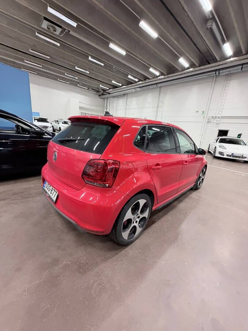 Volkswagen Polo 2012 GTI 1,4 TSI 132 kW (180 hv) DSG-automaatti 4-ovinen - | Juuri tullut | Vaihdelaatikko remontoitu | Kahdet renkaat alumiinivanteilla | 