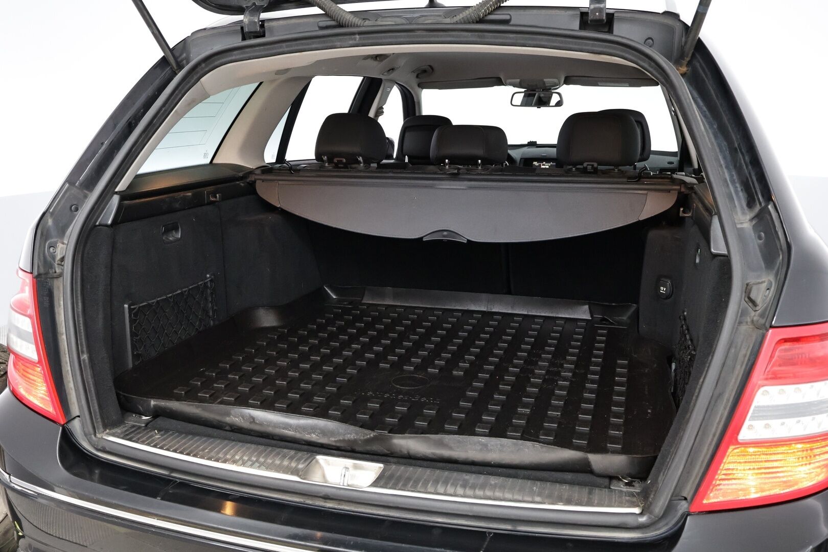 Mercedes-Benz C 2011 200 CDI BE T A Premium Business - YritysOutlet - Myydään vain yrityksille - – Tämä auto myydään YritysOutlet -valikoimasta vain yritykselle
