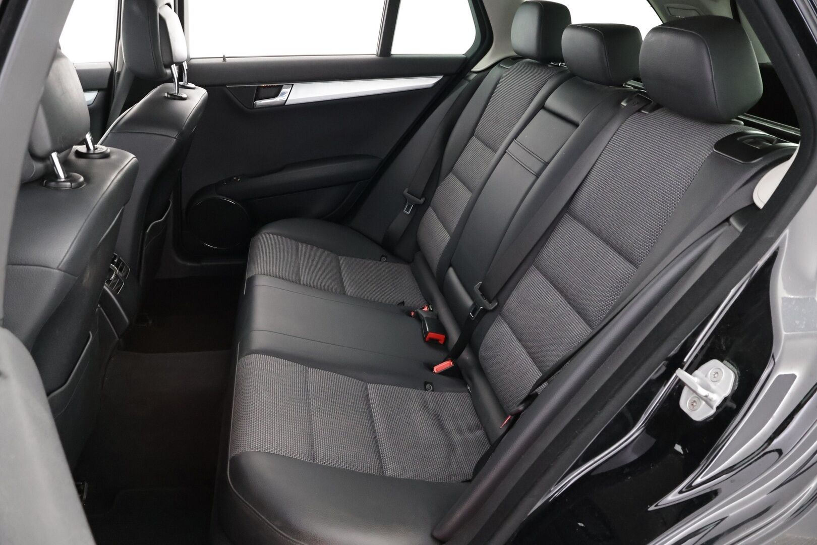 Mercedes-Benz C 2011 200 CDI BE T A Premium Business - YritysOutlet - Myydään vain yrityksille - – Tämä auto myydään YritysOutlet -valikoimasta vain yritykselle