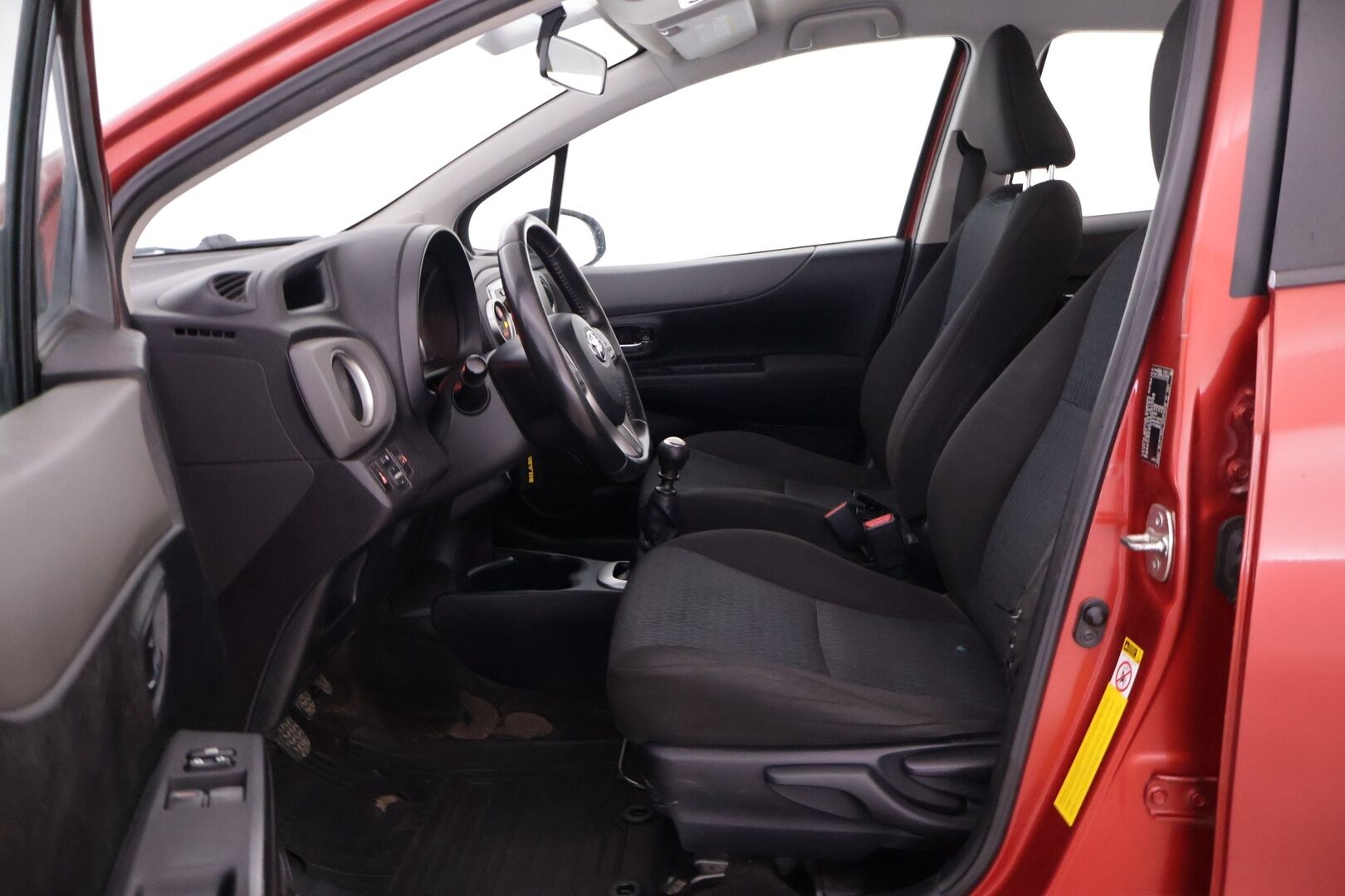 Toyota Yaris 2012 1,4 D-4D DPF Linea Sol 5ov - YritysOutlet - Myydään vain yrityksille - | Hyvin huollettu | Koukku | Siistissä kunnossa | Kahdet hyvät renkaat | Heti ajoon! | 