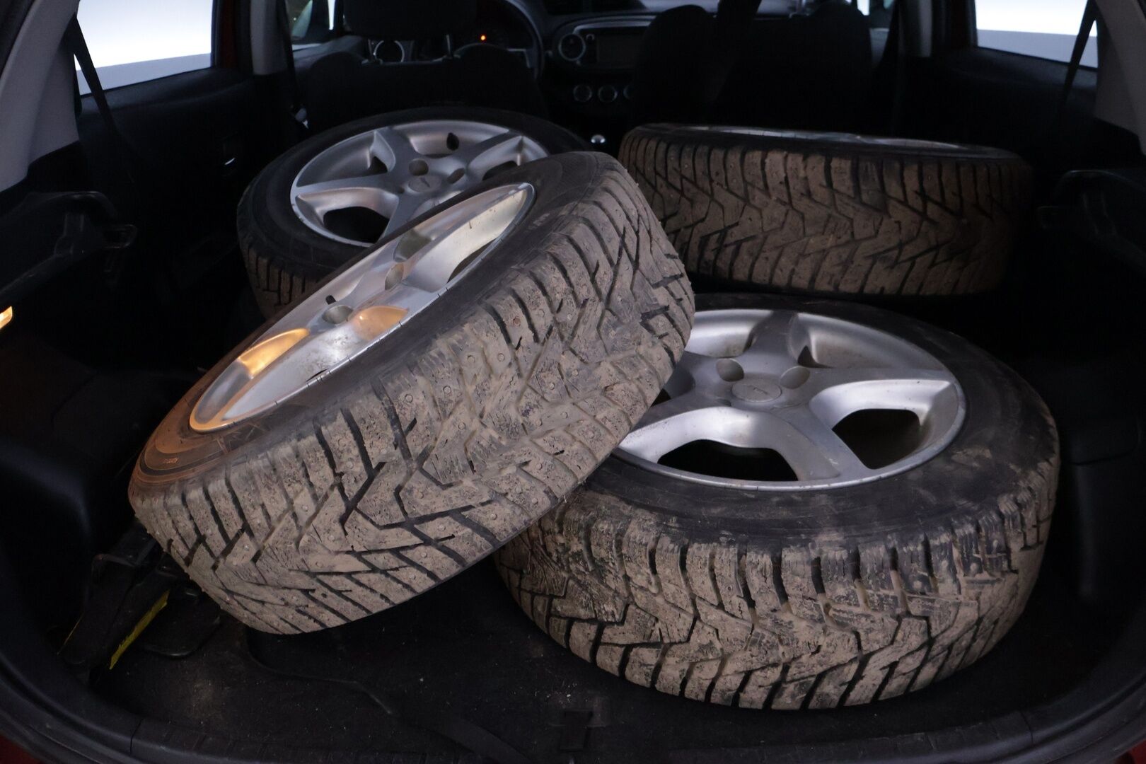 Toyota Yaris 2012 1,4 D-4D DPF Linea Sol 5ov - YritysOutlet - Myydään vain yrityksille - | Hyvin huollettu | Koukku | Siistissä kunnossa | Kahdet hyvät renkaat | Heti ajoon! | 