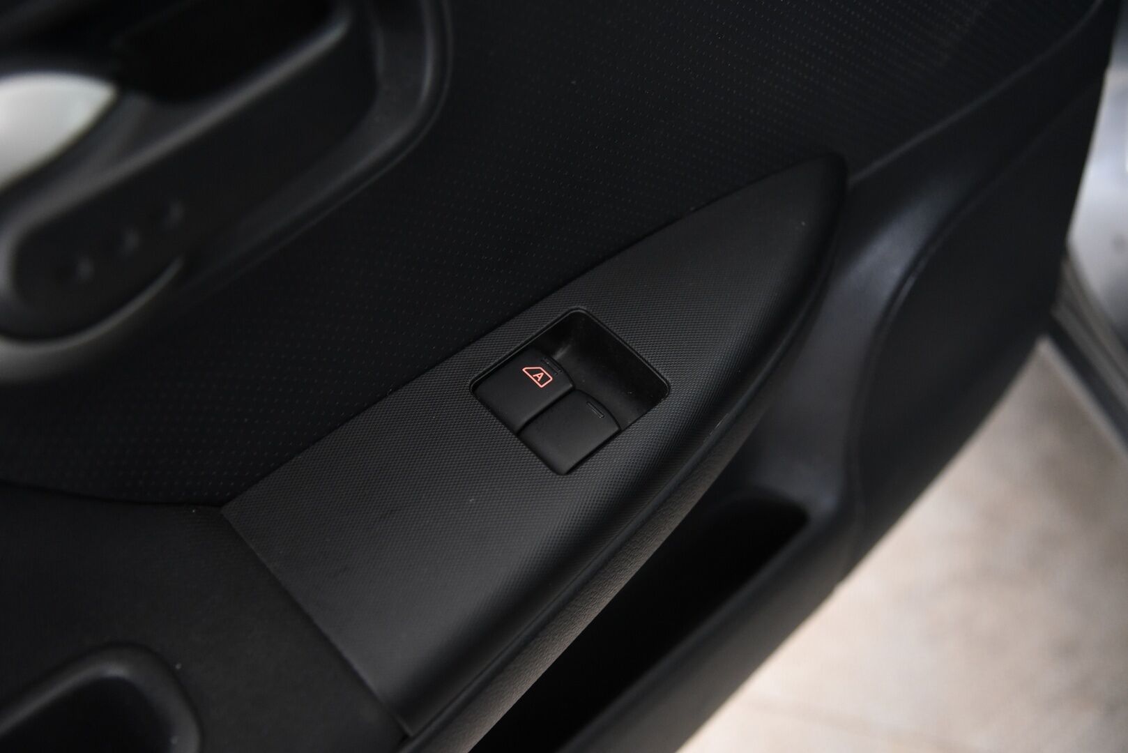 Nissan Note 2011 1,4 Visia M/T AC ESP MY11 YritysOutlet - Myydään vain yrityksille - YritysOutlet - Myydään vain yrityksille