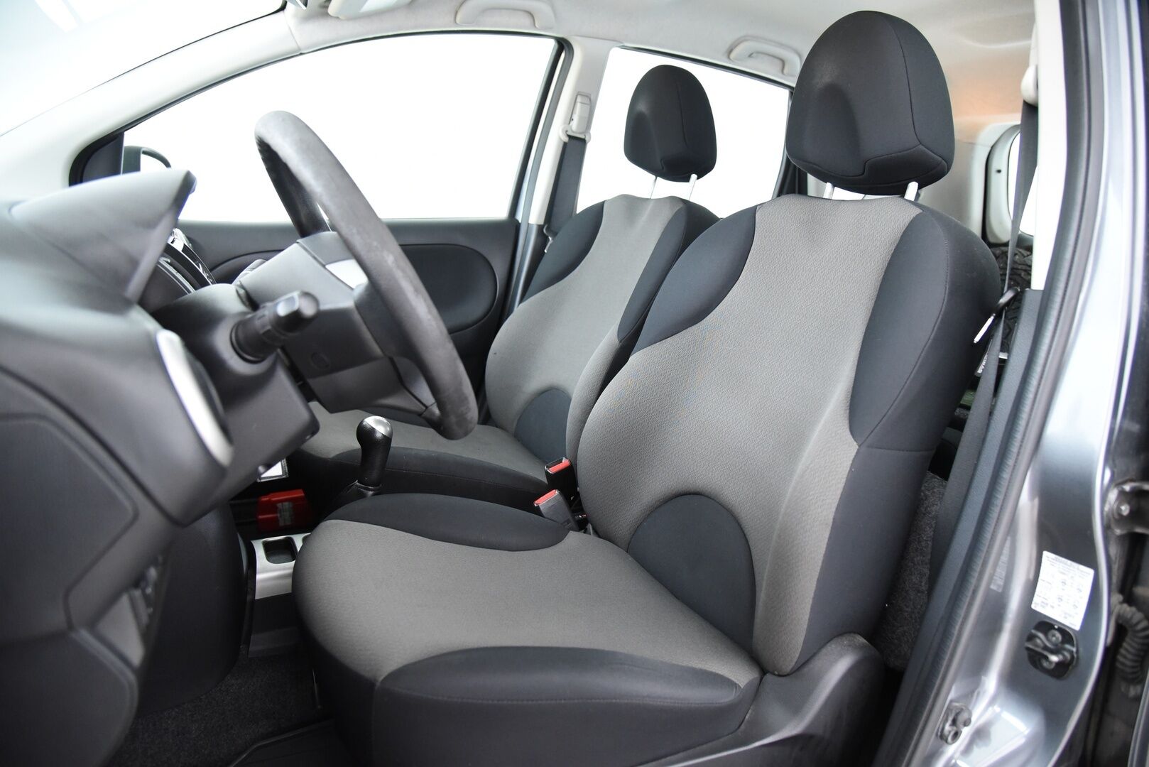 Nissan Note 2011 1,4 Visia M/T AC ESP MY11 YritysOutlet - Myydään vain yrityksille - YritysOutlet - Myydään vain yrityksille