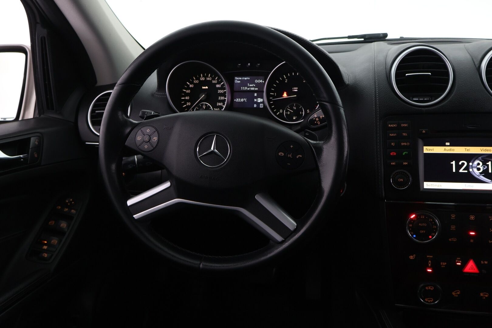 Mercedes-Benz GL 2010 GL 320 CDI 4MATIC Farmari (AC) 5ov 2987cm3 A - Auto myydään huudossa! ** H&K / Koukku / Kattoluukku / Sähkökontti
