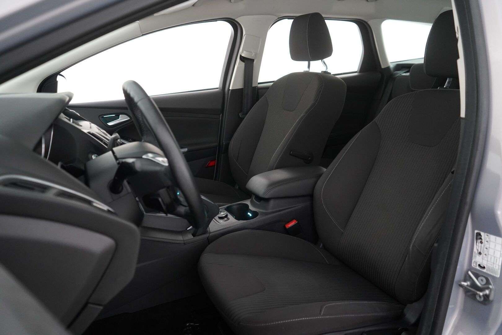 Ford Focus 2012 * MYYDÄÄN HUUTOKAUPAT.COM *