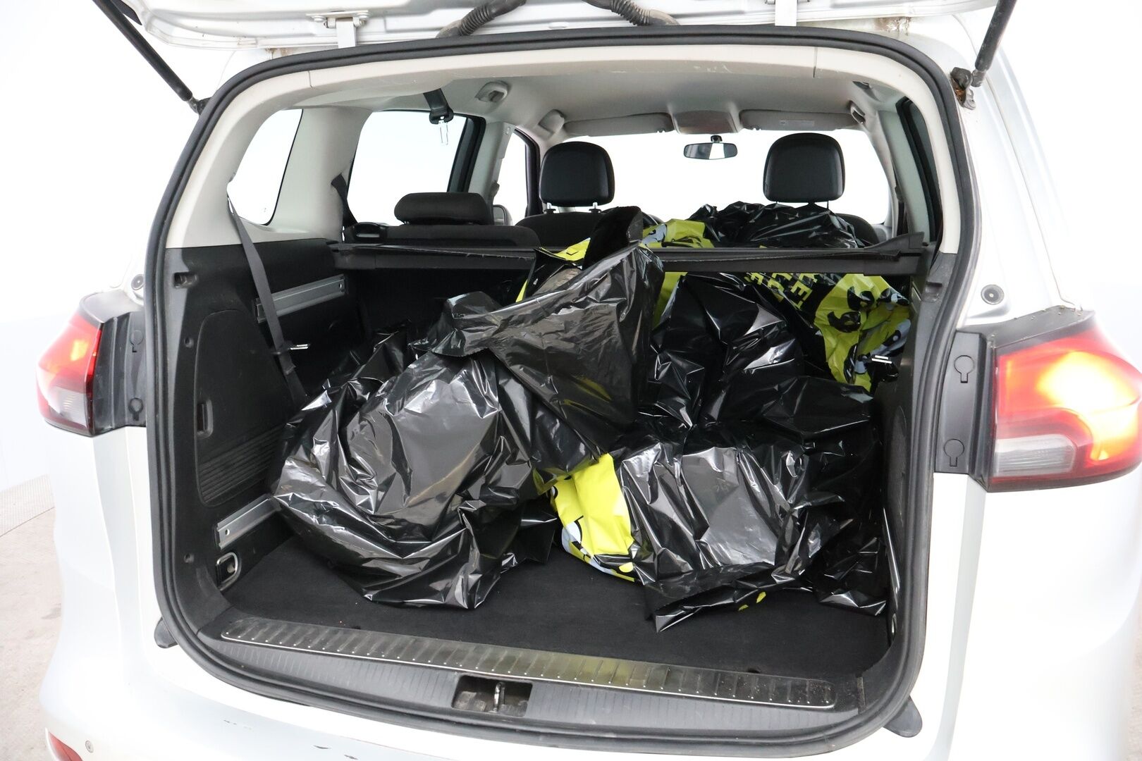 Opel Zafira Tourer 2012 Enjoy 1,4 Turbo ecoFLEX Start/Stop 103kW MT6 - MYYDÄÄN HUUTOKAUPAT.COM!