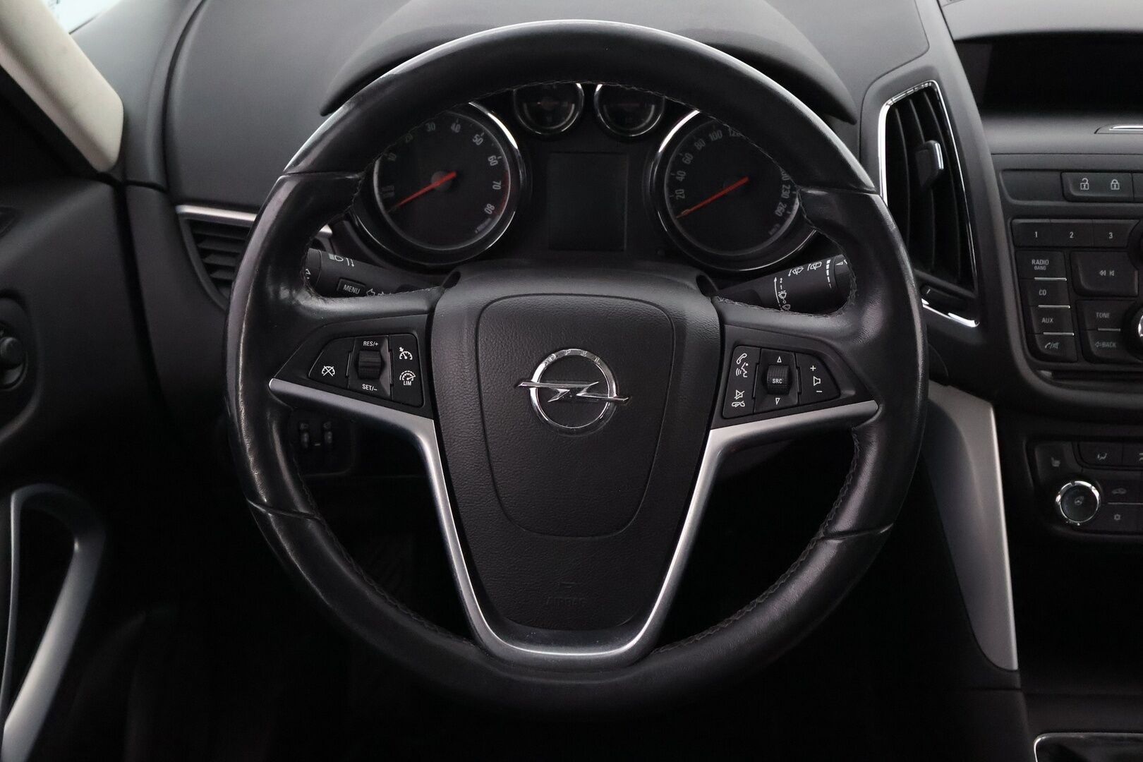 Opel Zafira Tourer 2012 Enjoy 1,4 Turbo ecoFLEX Start/Stop 103kW MT6 - MYYDÄÄN HUUTOKAUPAT.COM!