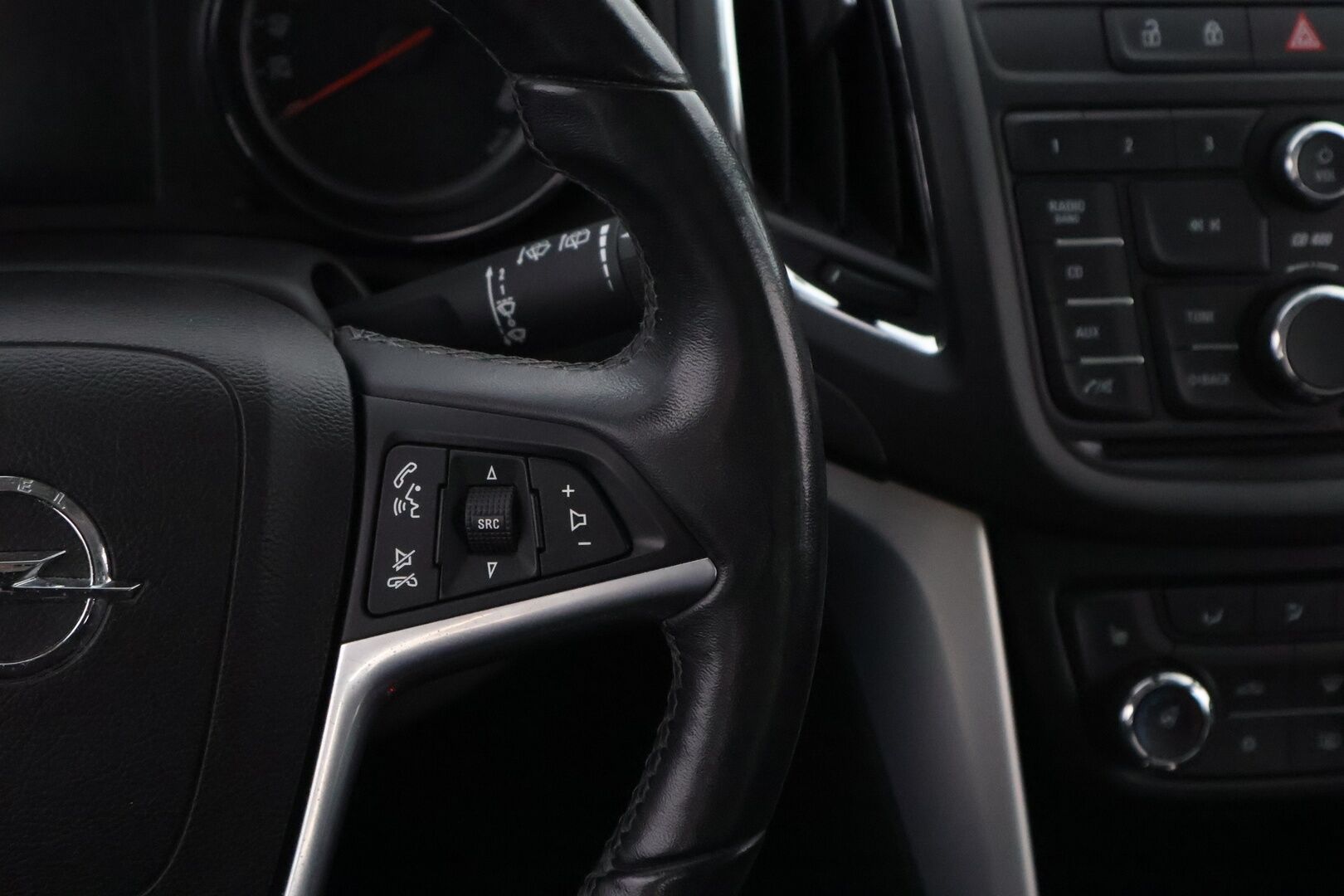 Opel Zafira Tourer 2012 Enjoy 1,4 Turbo ecoFLEX Start/Stop 103kW MT6 - MYYDÄÄN HUUTOKAUPAT.COM!