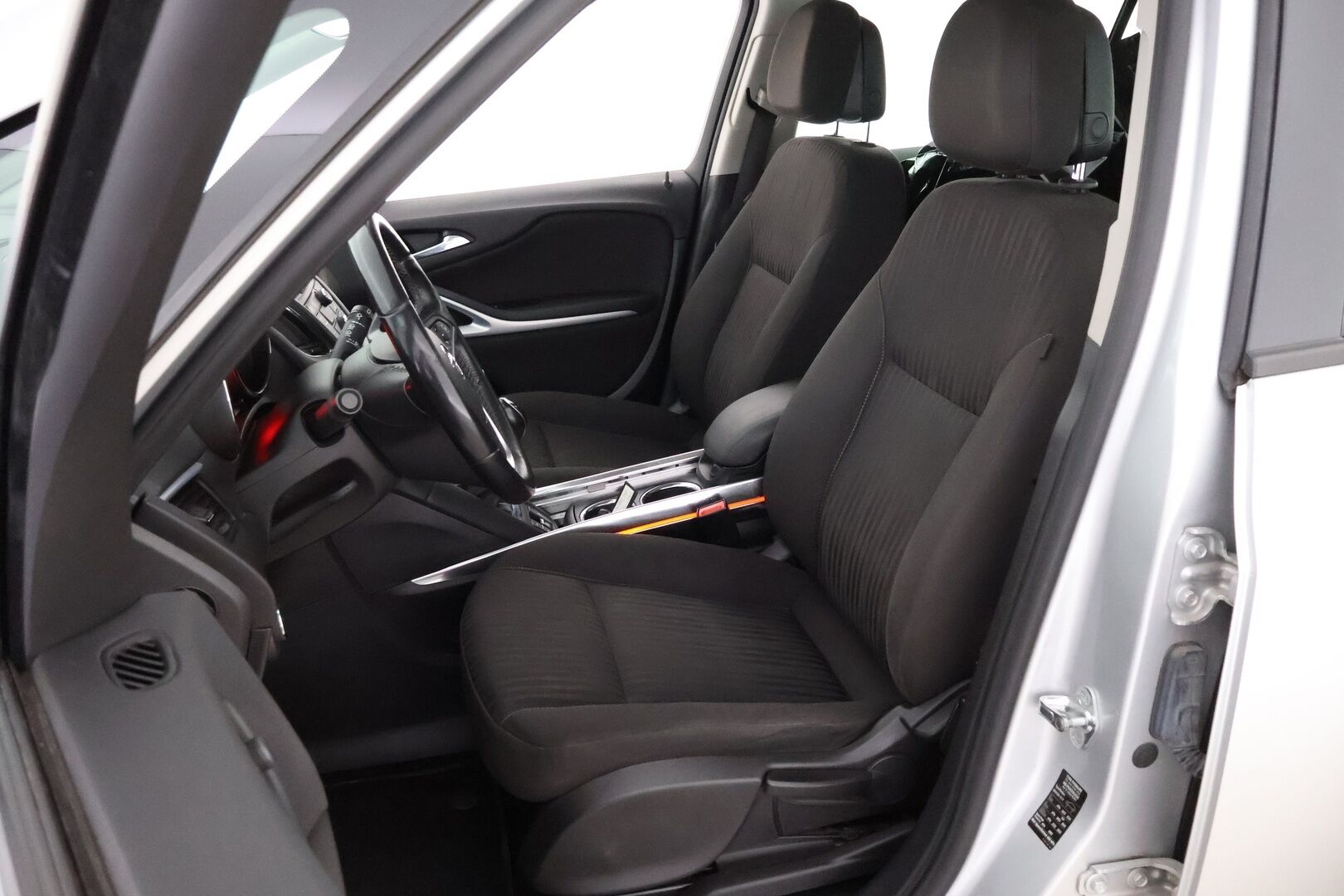 Opel Zafira Tourer 2012 Enjoy 1,4 Turbo ecoFLEX Start/Stop 103kW MT6 - MYYDÄÄN HUUTOKAUPAT.COM!
