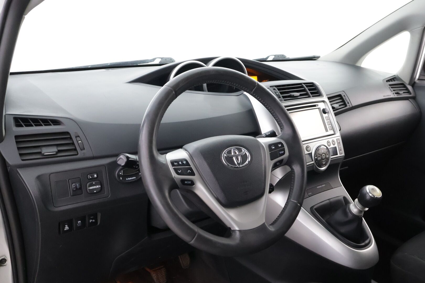 Toyota Verso 2012 2,0 D-4D Family 7p - MYYDÄÄN HUUTOKAUPAT.COM! - MYYDÄÄN HUUTOKAUPAT.COM!