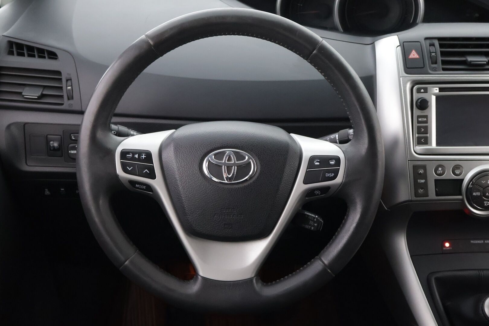 Toyota Verso 2012 2,0 D-4D Family 7p - MYYDÄÄN HUUTOKAUPAT.COM! - MYYDÄÄN HUUTOKAUPAT.COM!