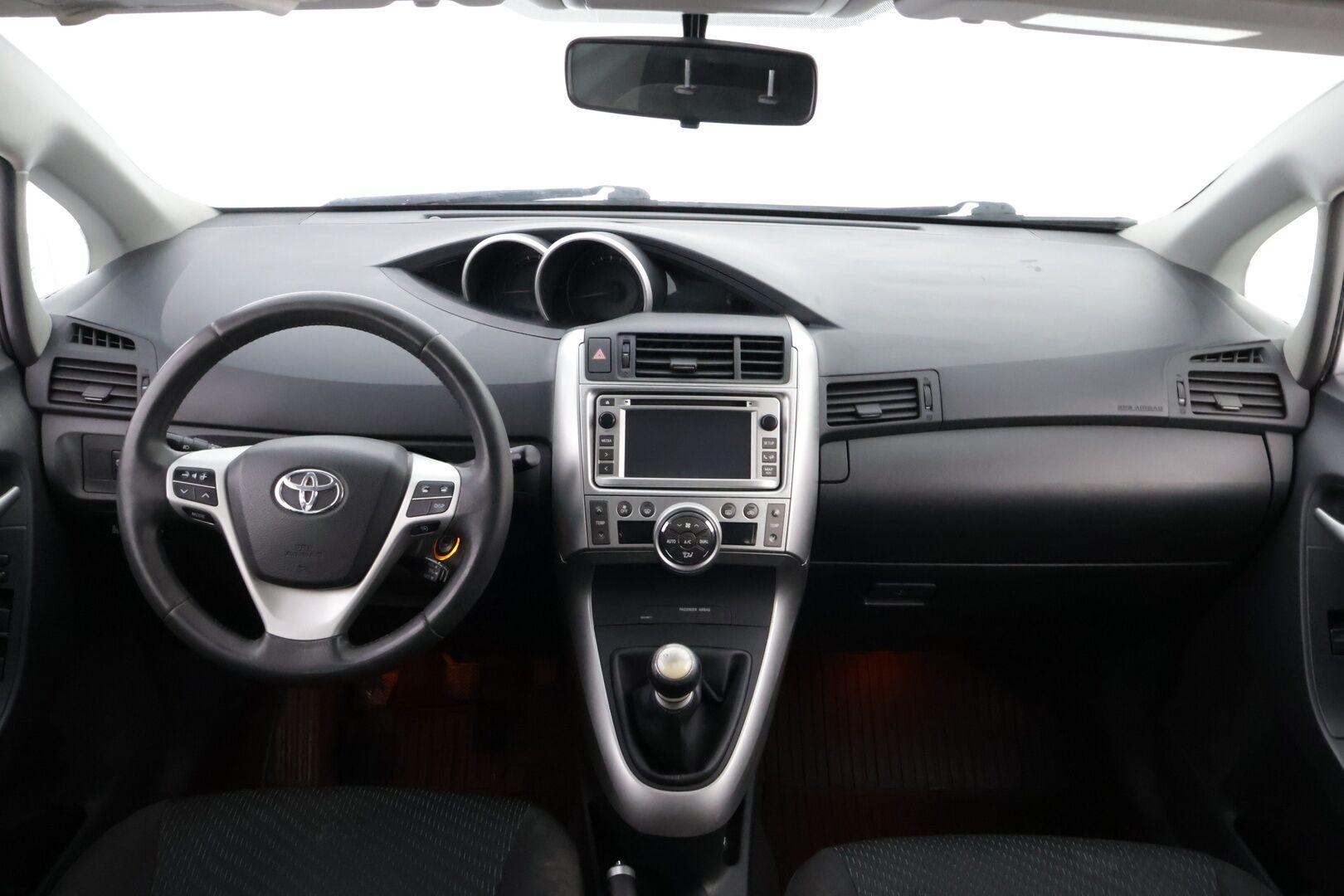 Toyota Verso 2012 2,0 D-4D Family 7p - MYYDÄÄN HUUTOKAUPAT.COM! - MYYDÄÄN HUUTOKAUPAT.COM!