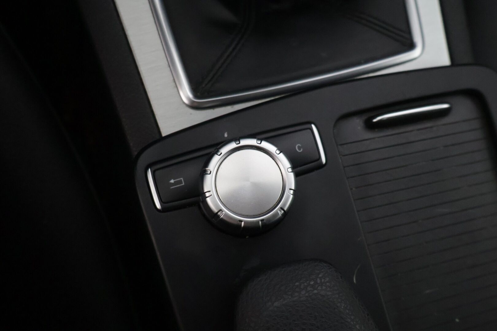 Mercedes-Benz C 2012 220 CDI BE Premium Business - YritysOutlet - Myydään vain yrityksille *Navigointi / Puolinahkasisusta / Vetokoukku* - *Juuri katsastettu / kahdet alumiinivanteet*