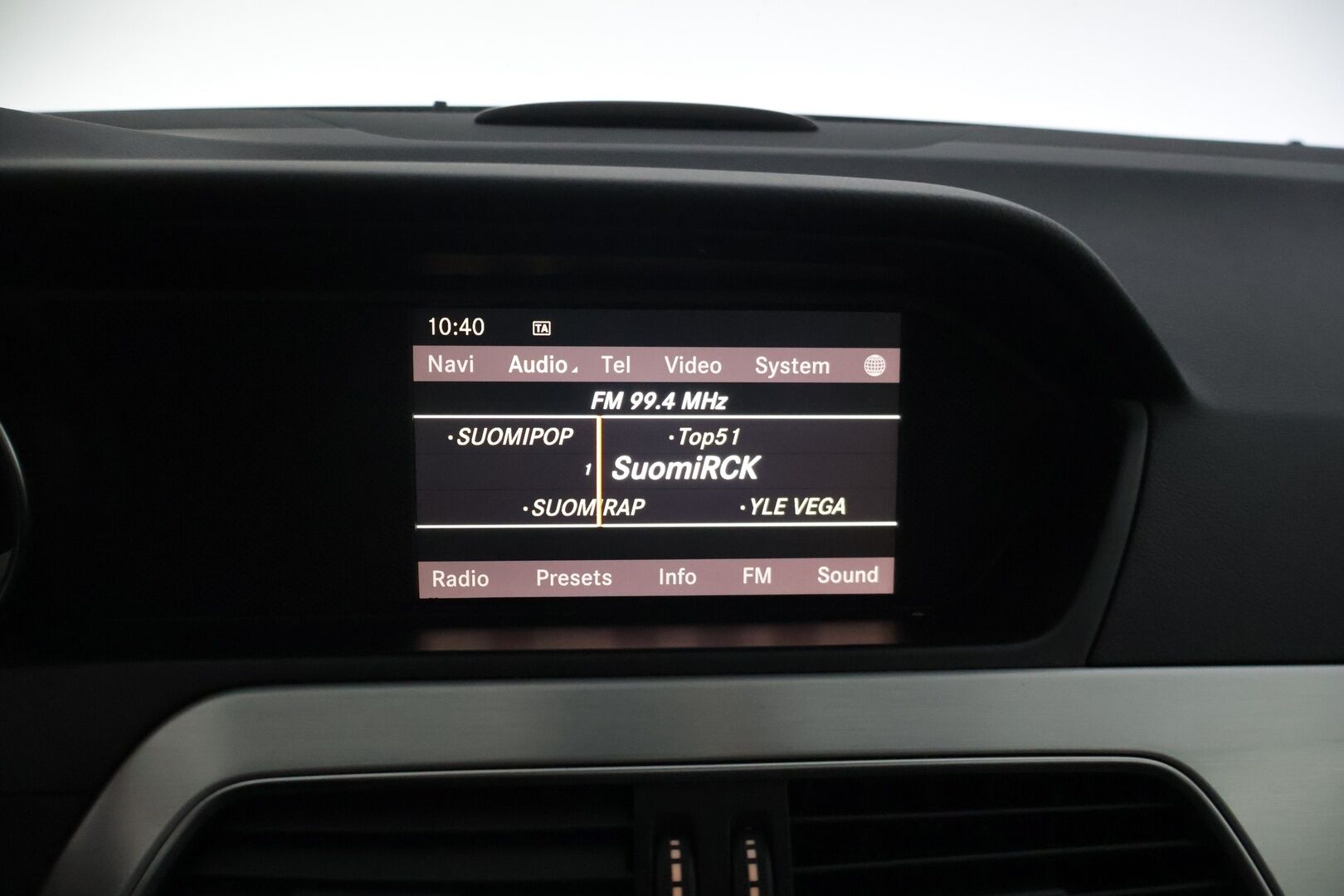 Mercedes-Benz C 2012 220 CDI BE Premium Business - YritysOutlet - Myydään vain yrityksille *Navigointi / Puolinahkasisusta / Vetokoukku* - *Juuri katsastettu / kahdet alumiinivanteet*