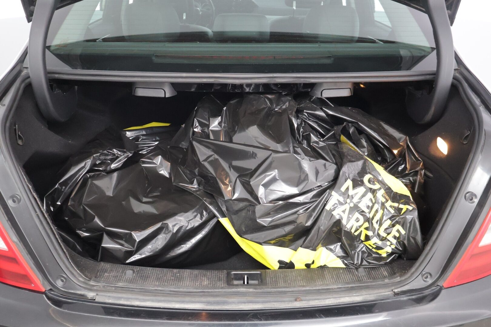 Mercedes-Benz C 2012 220 CDI BE Premium Business - YritysOutlet - Myydään vain yrityksille *Navigointi / Puolinahkasisusta / Vetokoukku* - *Juuri katsastettu / kahdet alumiinivanteet*