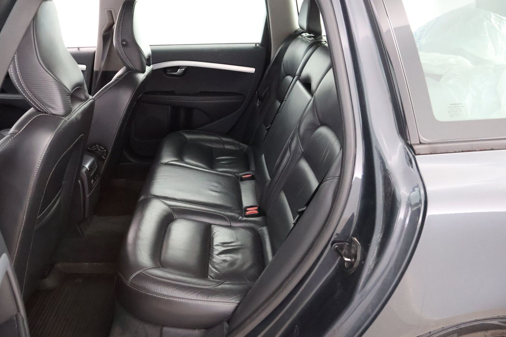 Volvo V70 2012 D2 R-Design aut - MYYDÄÄN HUUTOKAUPAT.COM!