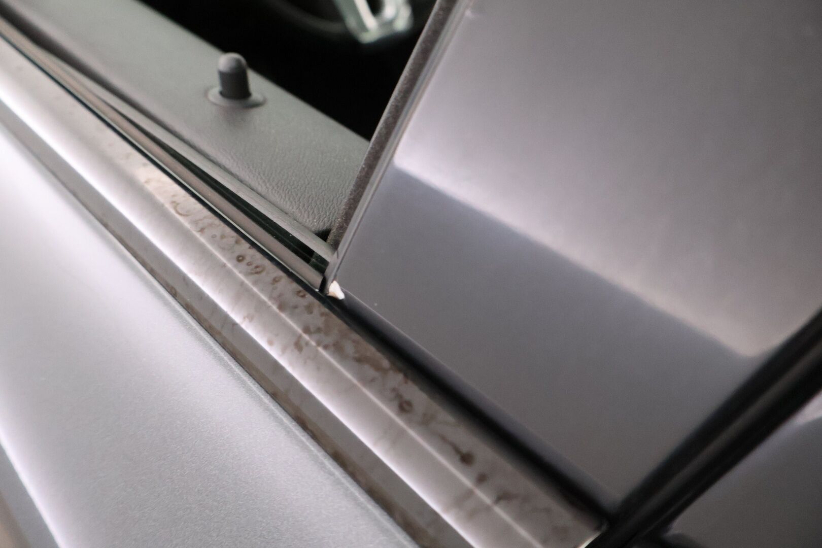 Volvo V70 2012 D2 R-Design aut - MYYDÄÄN HUUTOKAUPAT.COM!