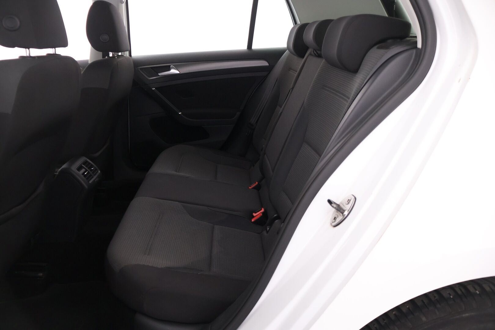 Volkswagen Golf 2013 Comfortline 1,2 TSI 77 kW (105 hv) BlueMotion Technology DSG-automaatti 4-ov *YritysOutlet - Myydään vain yrityksille* - *YritysOutlet - Myydään vain yrityksille* | Suomi-auto | 04/26 Katsastettu | Vakkari | Webasto | Koukku | Moottori vaihdettu 01/25 |