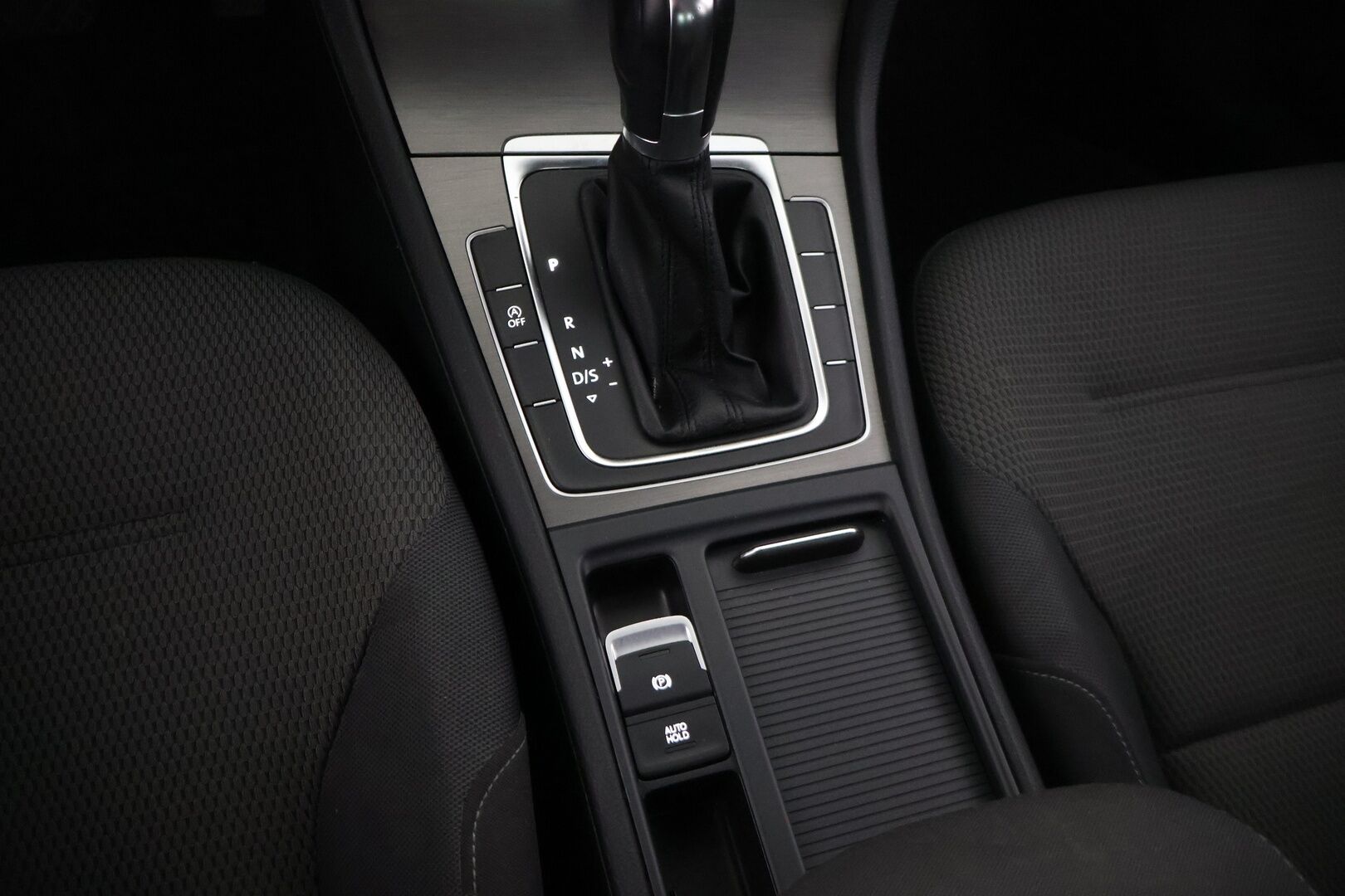 Volkswagen Golf 2013 Comfortline 1,2 TSI 77 kW (105 hv) BlueMotion Technology DSG-automaatti 4-ov *YritysOutlet - Myydään vain yrityksille* - *YritysOutlet - Myydään vain yrityksille* | Suomi-auto | 04/26 Katsastettu | Vakkari | Webasto | Koukku | Moottori vaihdettu 01/25 |