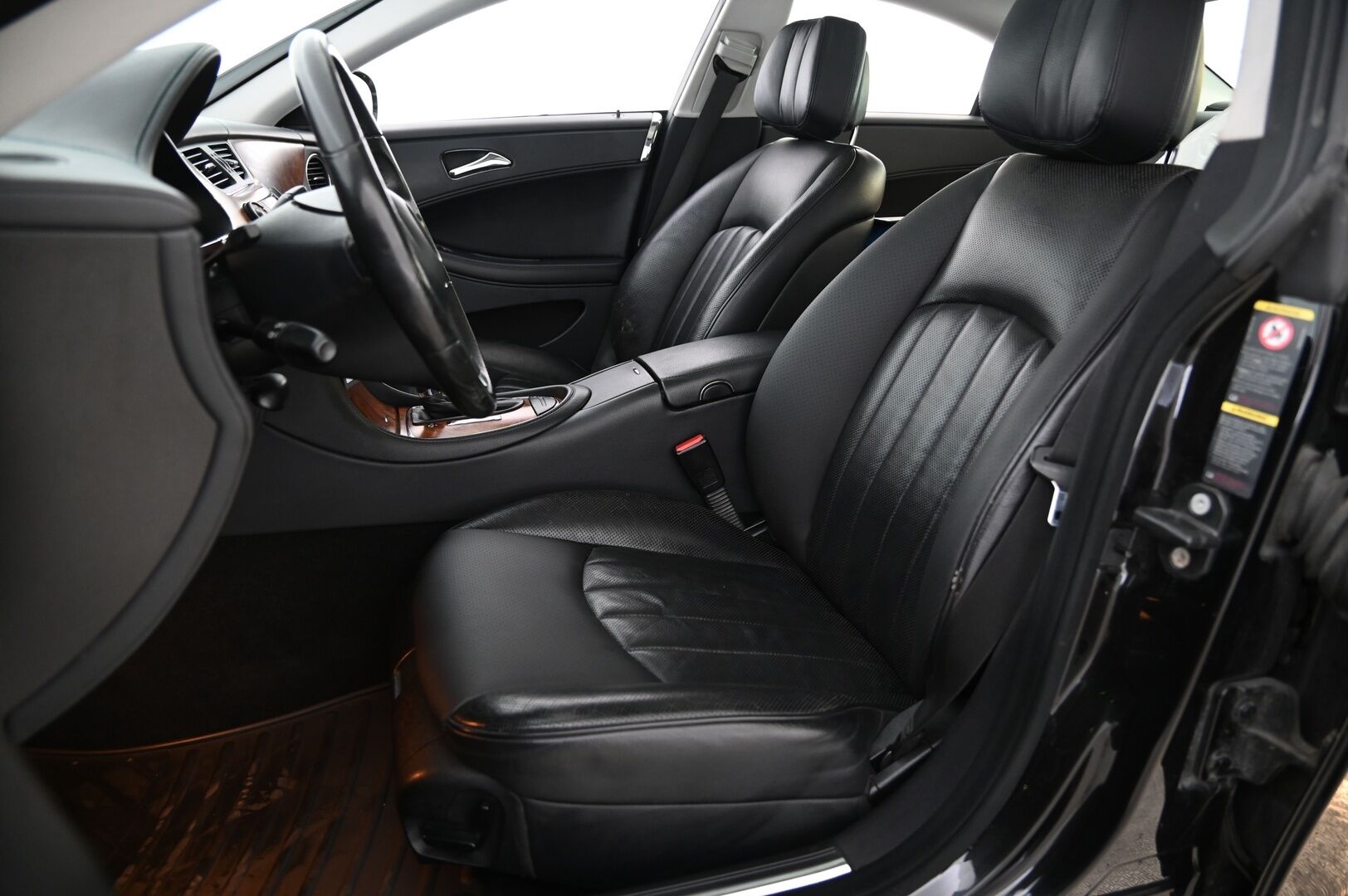 Mercedes-Benz CLS 2009 320 CDI Sedan *Myydään Huutokaupat.com*