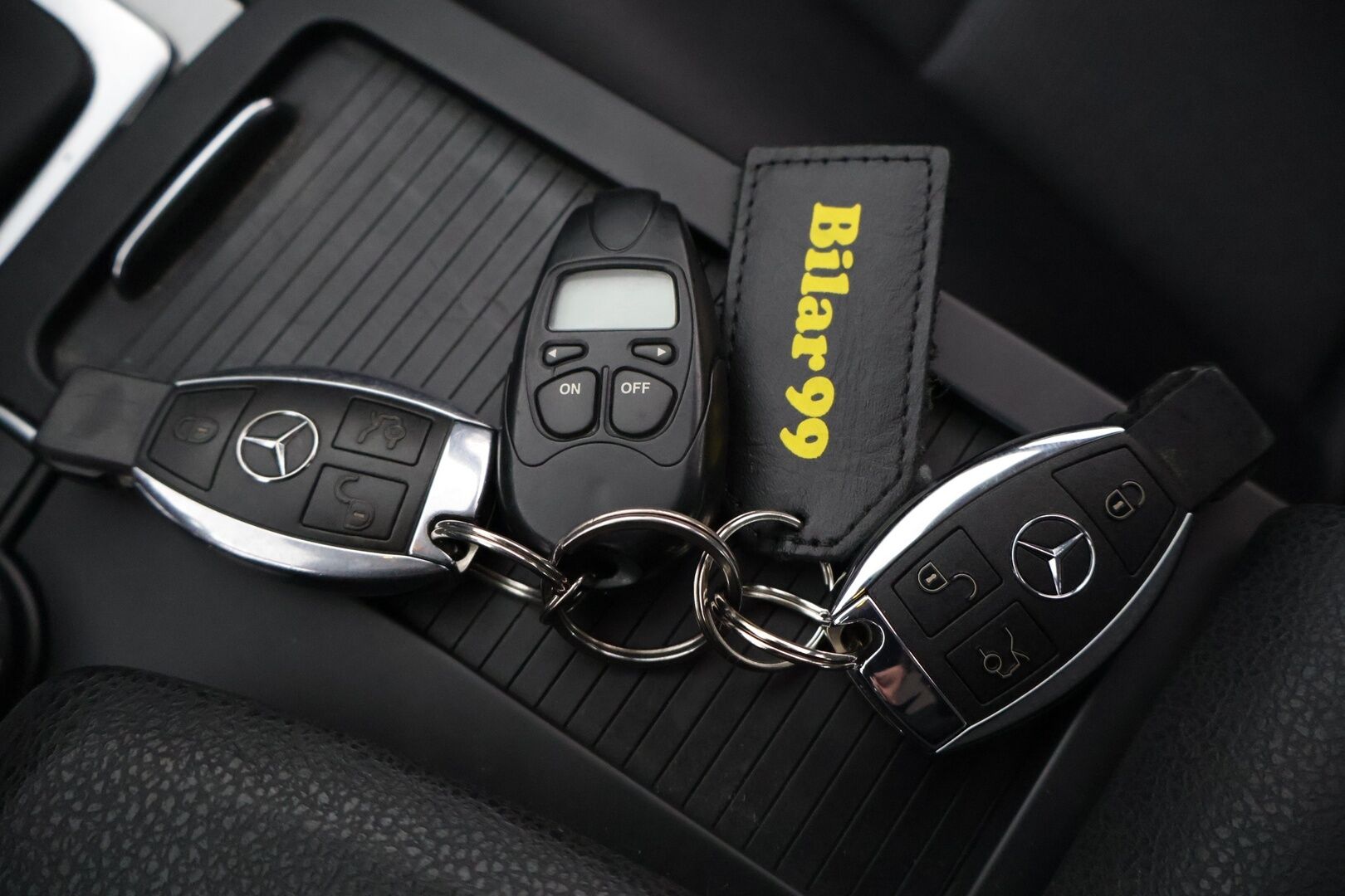 Mercedes-Benz C 2013 250 CDI BE 4Matic A Premium Business - *Webasto / Tutkat / Osa sähköpenkit / Ruostesuojattu / Helmi! *