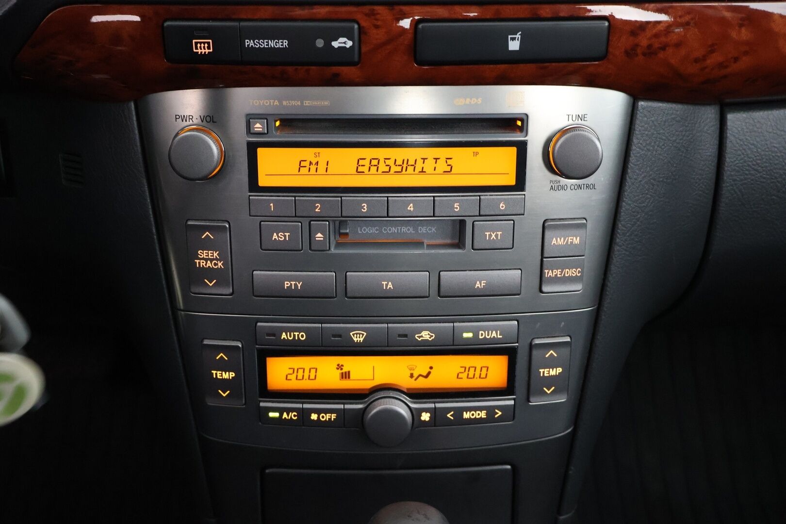 Toyota Avensis 2006 4D SEDAN 1.8 AUTOMATIC - Myydään huutokaupat.com:issa