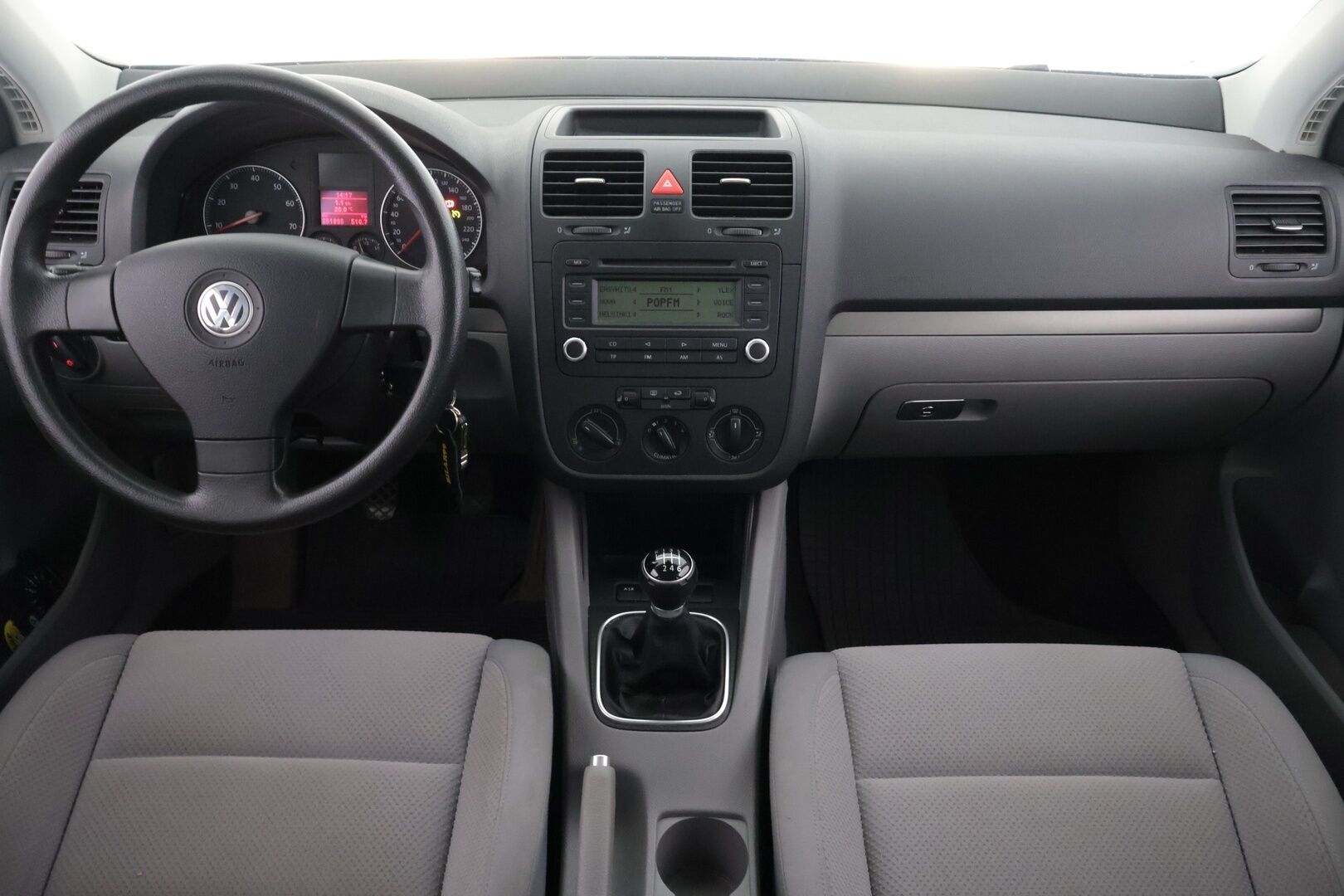 Volkswagen Golf 2007 Comfortline 1,6 FSI 85 kW 4d *YritysOutlet - Myydään vain yrityksille* / Suomi-auto / Huoltokirja / Vakkari / Lohko / 2x renkaat / - YritysOutlet - Myydään vain yrityksille