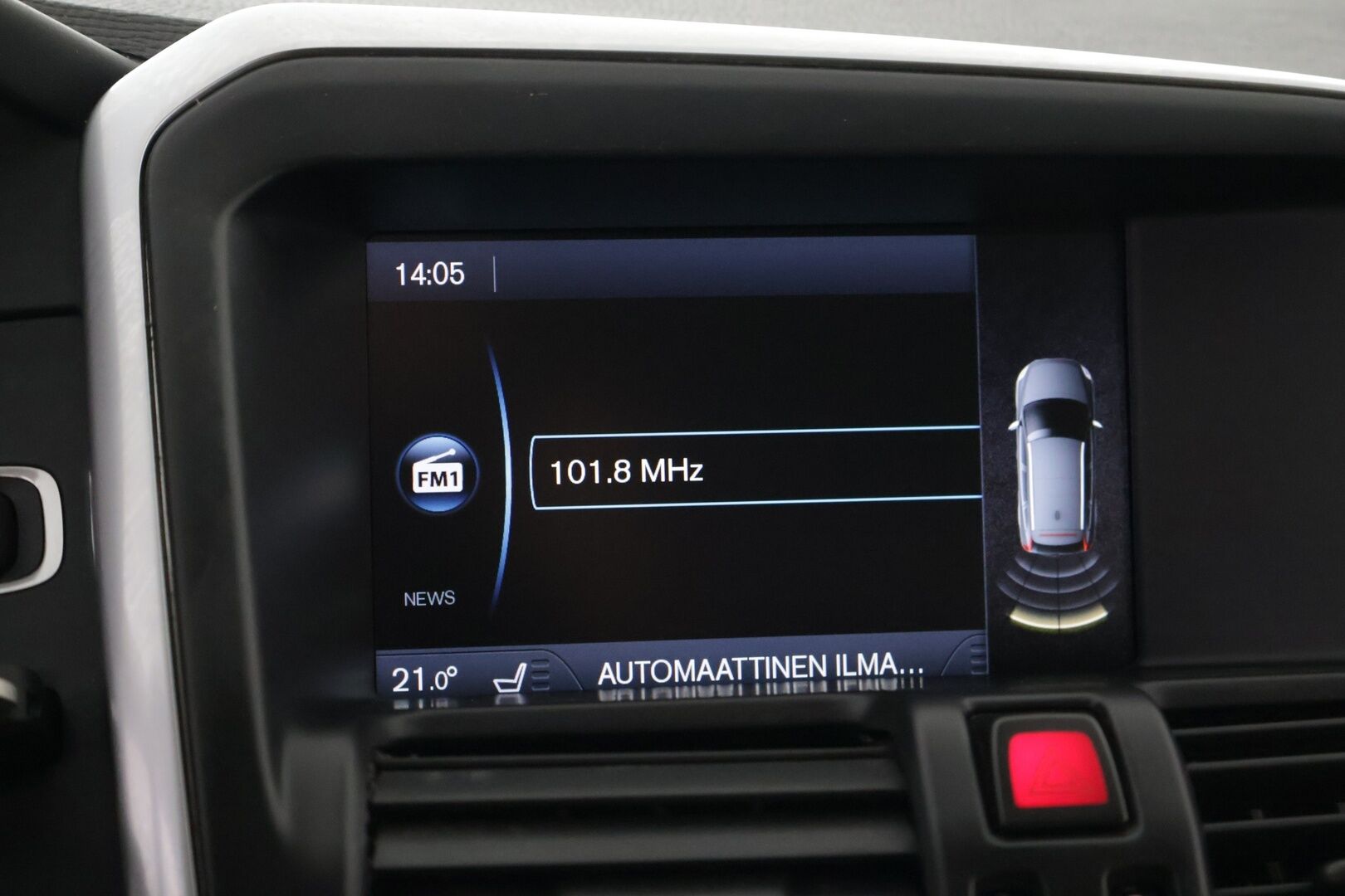 Volvo XC60 2013 D4 AWD Summum aut - Suomi-auto | Vaalea nahkasisusta | Muistipenkki | Ei AdBlue | Webasto | Vakkari | Koukku | Jakopää tehty | Kahdet renkaat ja vanteet | Juuri huollettu!