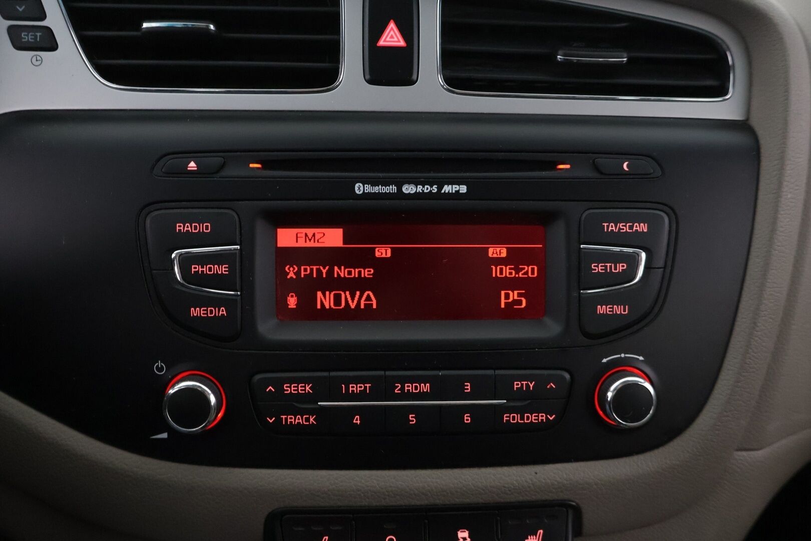 Kia cee'd 2013 1,6 ISG EX SW EcoDynamics *YritysOutlet - Myydään vain yrityksille* - *YritysOutlet - Myydään vain yrityksille*