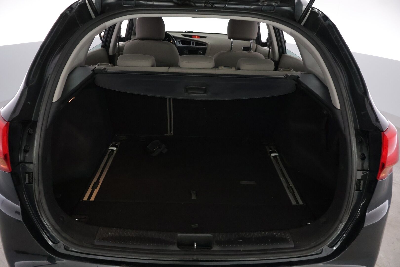 Kia cee'd 2013 1,6 ISG EX SW EcoDynamics *YritysOutlet - Myydään vain yrityksille* - *YritysOutlet - Myydään vain yrityksille*