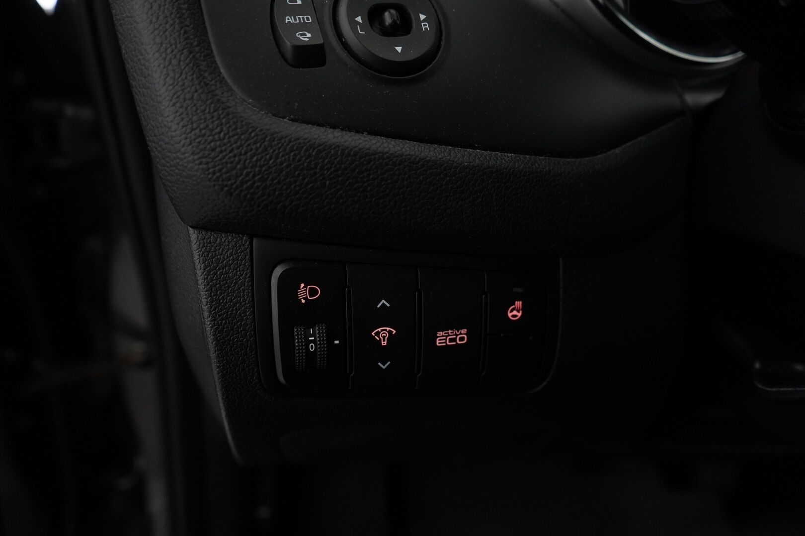 Kia cee'd 2013 1,6 EX SW DCT A/T *Ratinlämmitin / Lohko / Vakkari* - Juuri huollettu / Pitkä leima / Fiksut renkaat