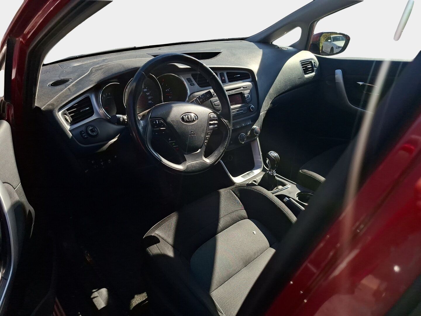 Kia cee'd 2013 1,6 ISG EX SW EcoDynamics - Facelift | Vetokoukku | Lohko&Sisäp. | Vakkari | Ratinlämmitin | 