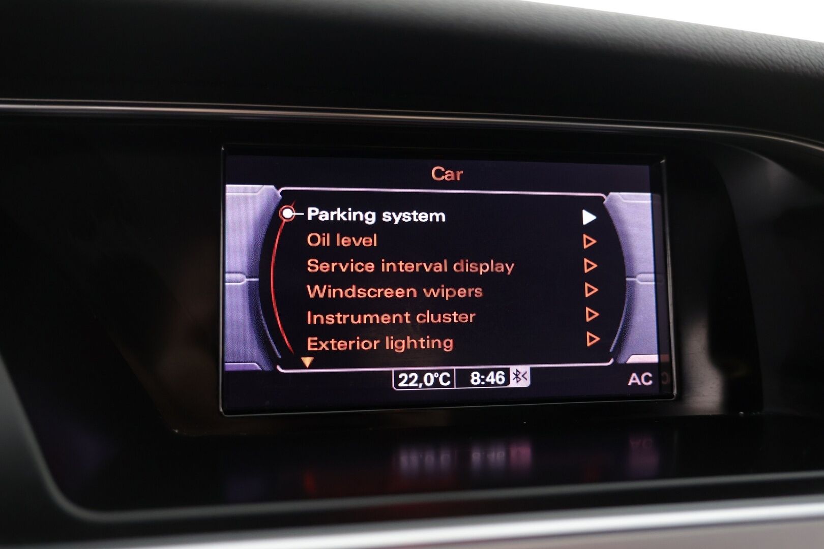 Audi A4 2013 Avant Business 2,0 TDI 130 kW multitronic / Vakkari / Kahdet renkaat / Ei ad-blueta - *YritysOutlet - Myydään vain yrityksille*