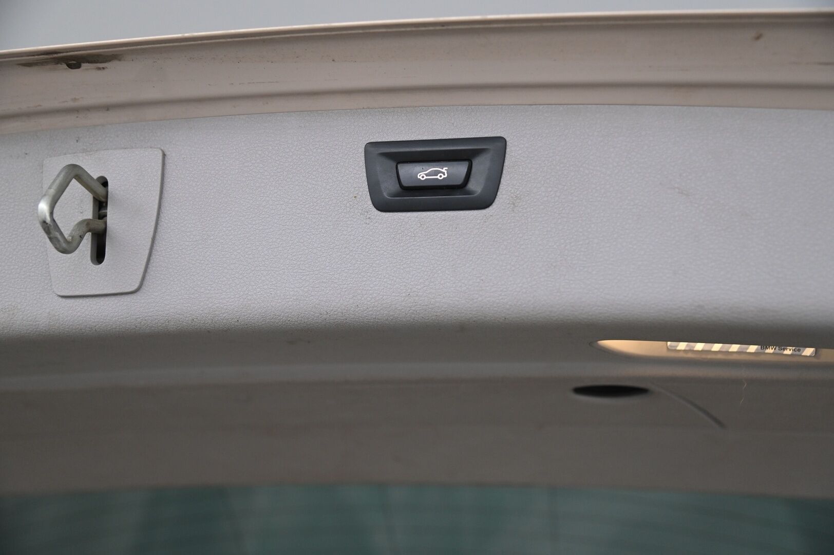 BMW 318 2014 F31*Myydään Huutokaupat.com*