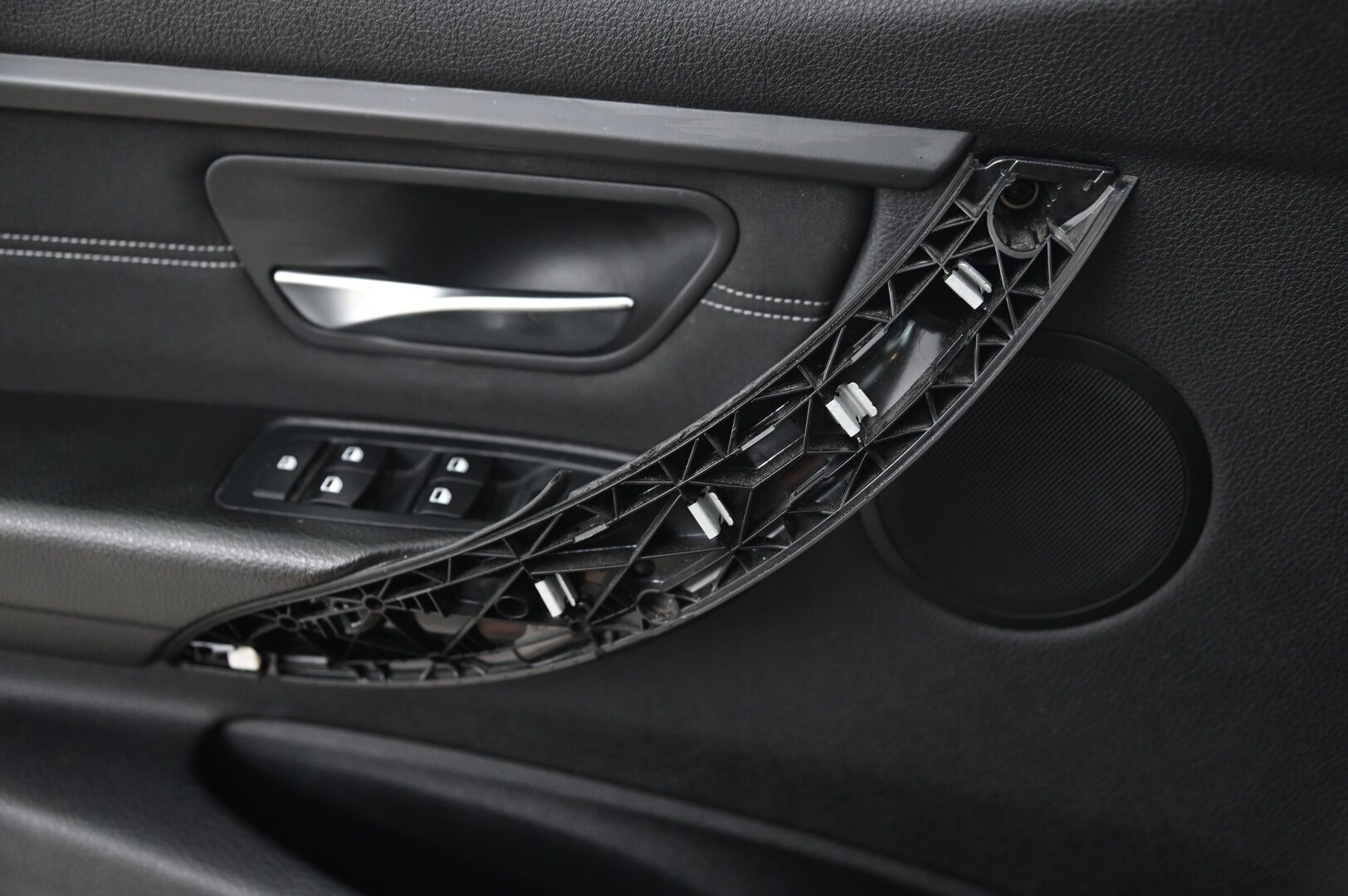 BMW 318 2014 F31*Myydään Huutokaupat.com*