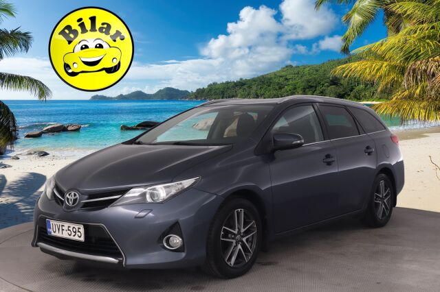 Toyota Auris 2015