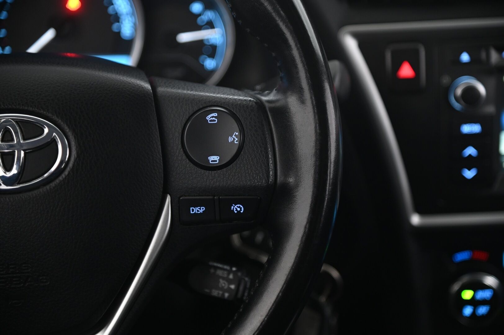 Toyota Auris 2015 Touring Sports 1,6 Valvematic Active Edition - Valvematic uusittu! | 2.om | Suomi-auto | Lohkolämmitin | Vakkari | P*kamera