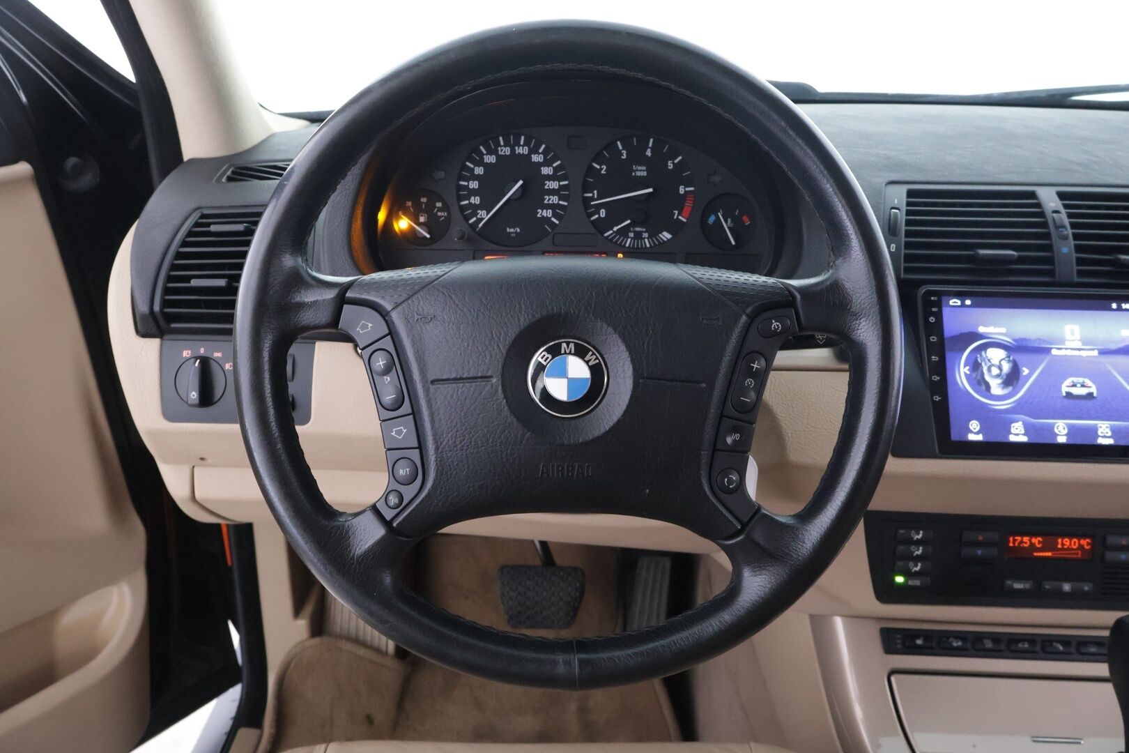 BMW X5 2006 3,0iA E53 SAV *Koukku / Vaaleat nahat / Myydään Huutokaupat.com*