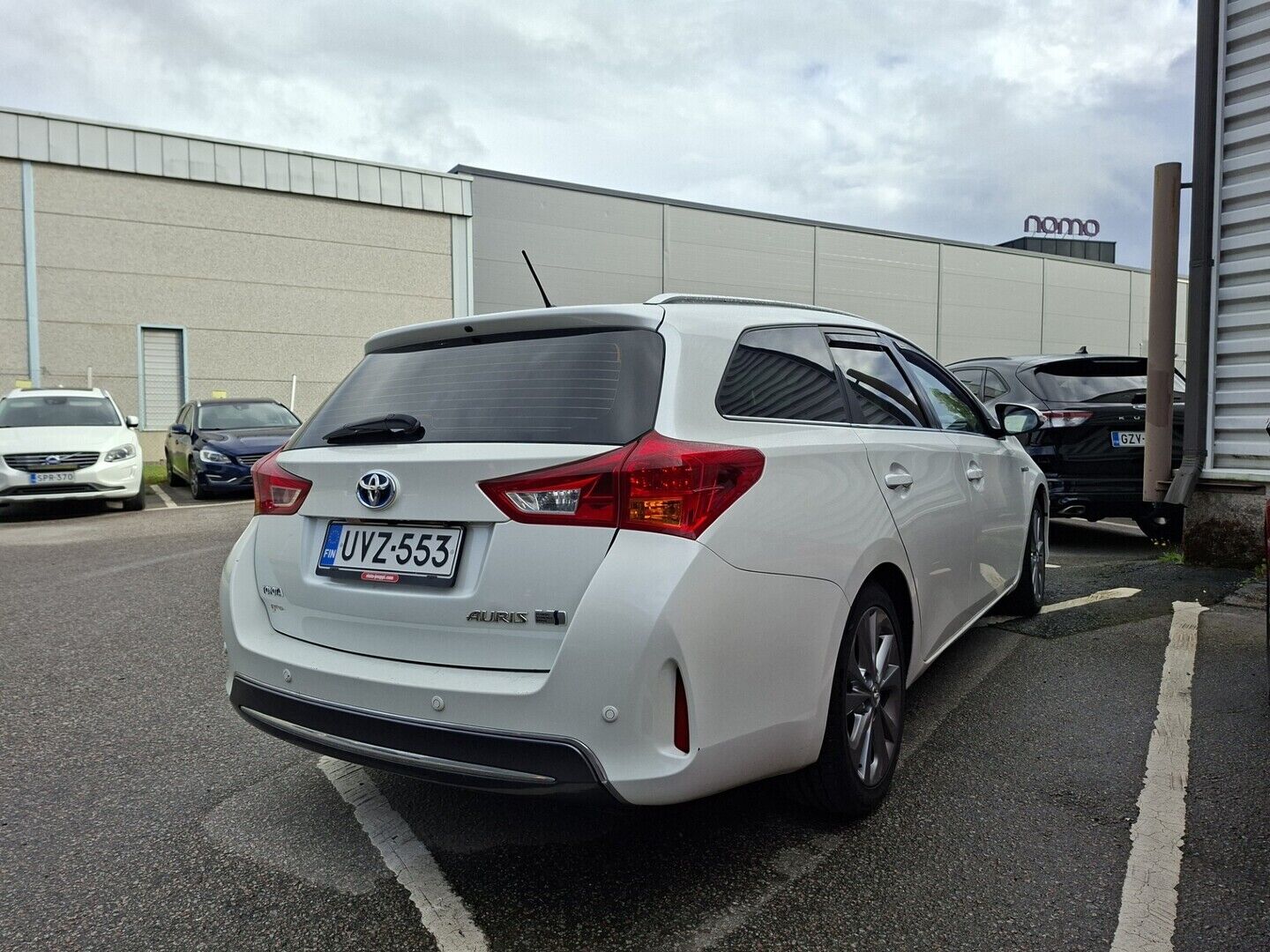 Toyota Auris 2013 Touring Sports 1,8 Hybrid Active - Suomiauto | Peruutuskamera | Vakkari | Lohko&Sisäp. | LED-lisävalo | Navi | Juuri saapunut Tampereelle