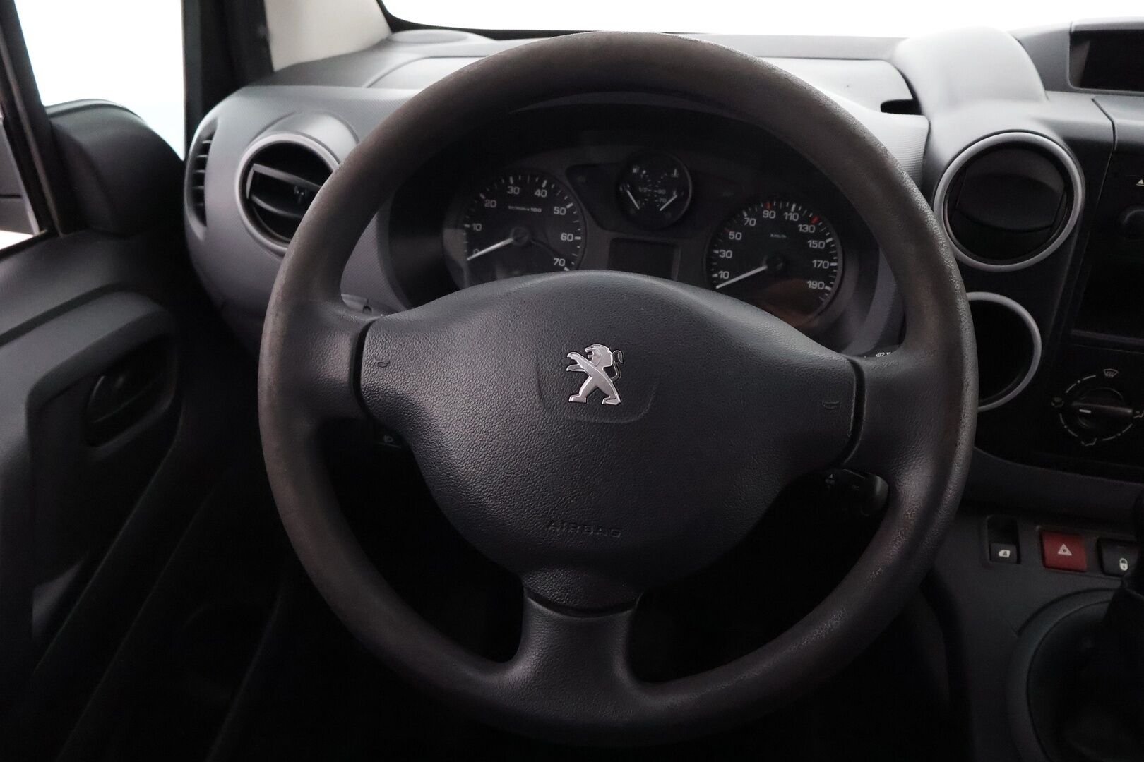 Peugeot Partner 2014 Van L2 Active 90 FAP e-Hdi - *Koukku / Katsastus 04/2026!! / Led-Lisävalo / Ilmastointi / Lohkolämmitin / Siistikuntoinen** MYYDÄÄN HUUTOKAUPAT.COMISSA!!*