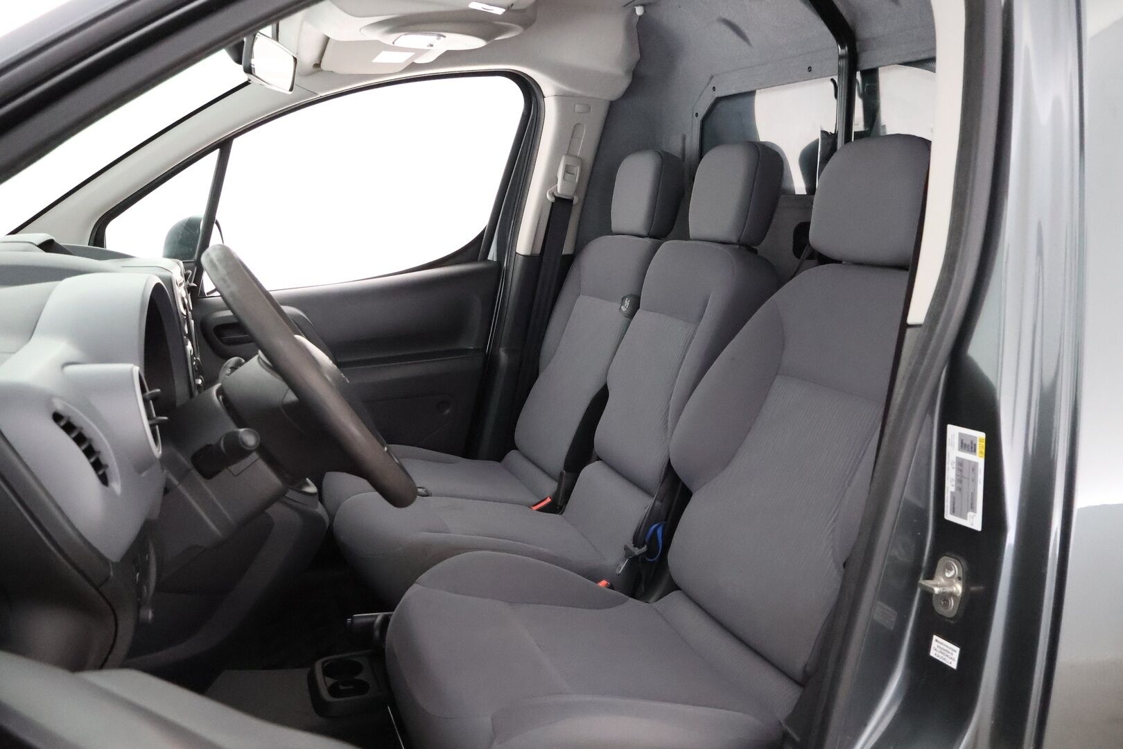 Peugeot Partner 2014 Van L2 Active 90 FAP e-Hdi - *Koukku / Katsastus 04/2026!! / Led-Lisävalo / Ilmastointi / Lohkolämmitin / Siistikuntoinen** MYYDÄÄN HUUTOKAUPAT.COMISSA!!*