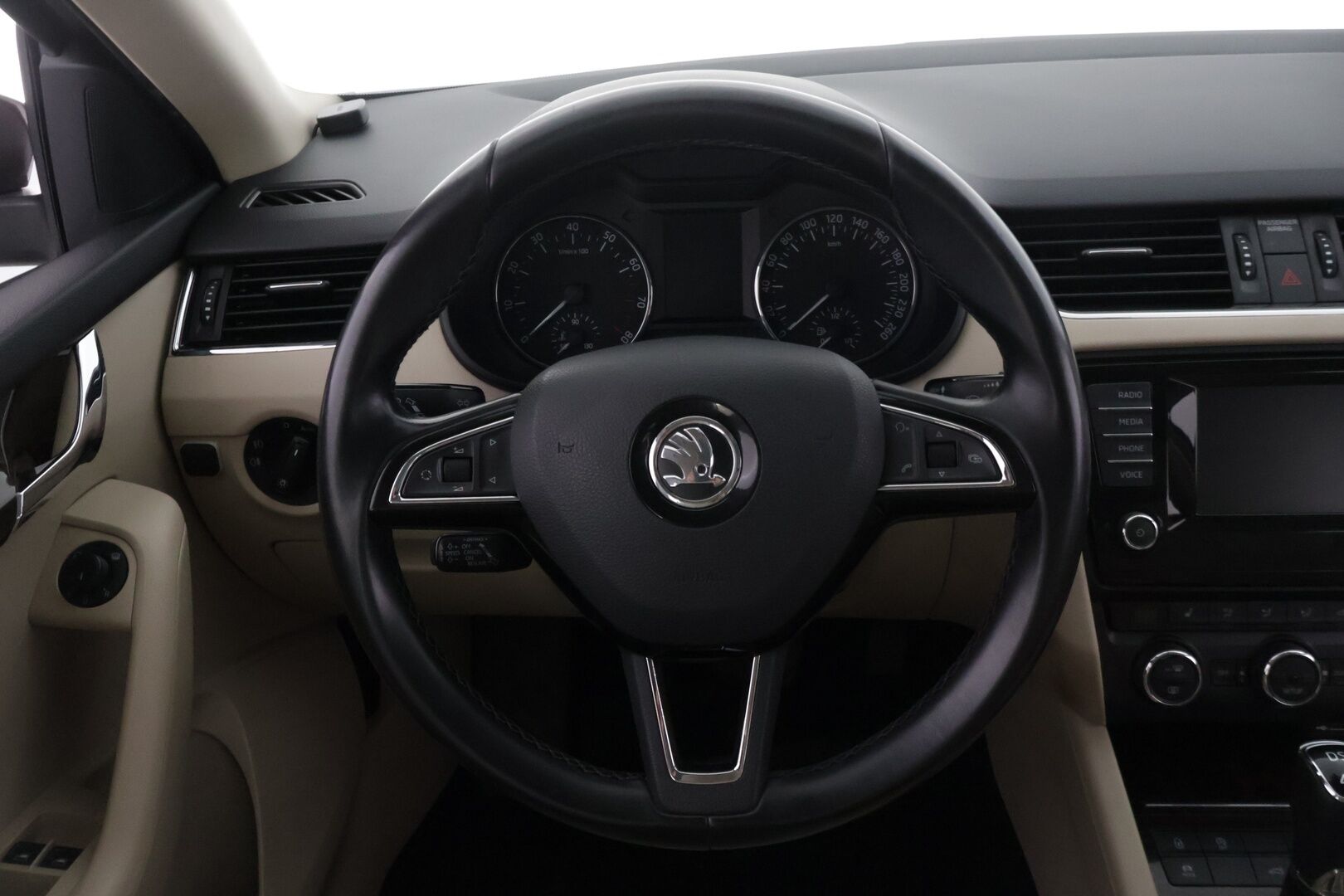 Skoda Octavia 2014 Combi 1,8 TSI 4x4 Elegance DSG Autom. - *Suomi-auto | ACC | PA-käyt. lisälämmitin kytkimellä | Panorama | Sähk. kuljettajanistuin muistilla | Vetokoukku | Sähk. takaluukku | 2x renkaat & Vanteet*