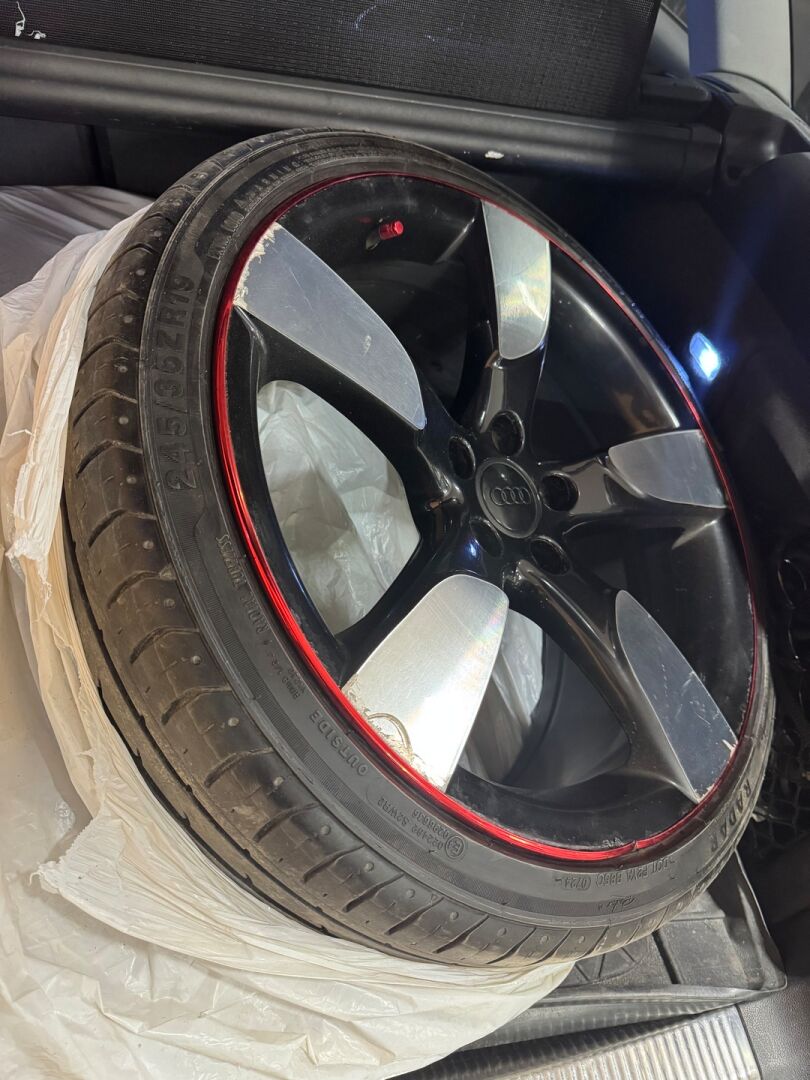 Audi A4 2014 Avant Business 1,8 TFSI 125 kW multitronic *S-Line ulko / Vakkari / Tutkat / Xenon / Sporttipenkit* - Siistikuntoinen A4 S-Line ulkopaketilla ja kaksilla hyväkuntoisilla renkailla. Kesäksi upeat 20'' Audin vanteet! - HULLUT JOULUT KORKOTARJOUS 2,49% 