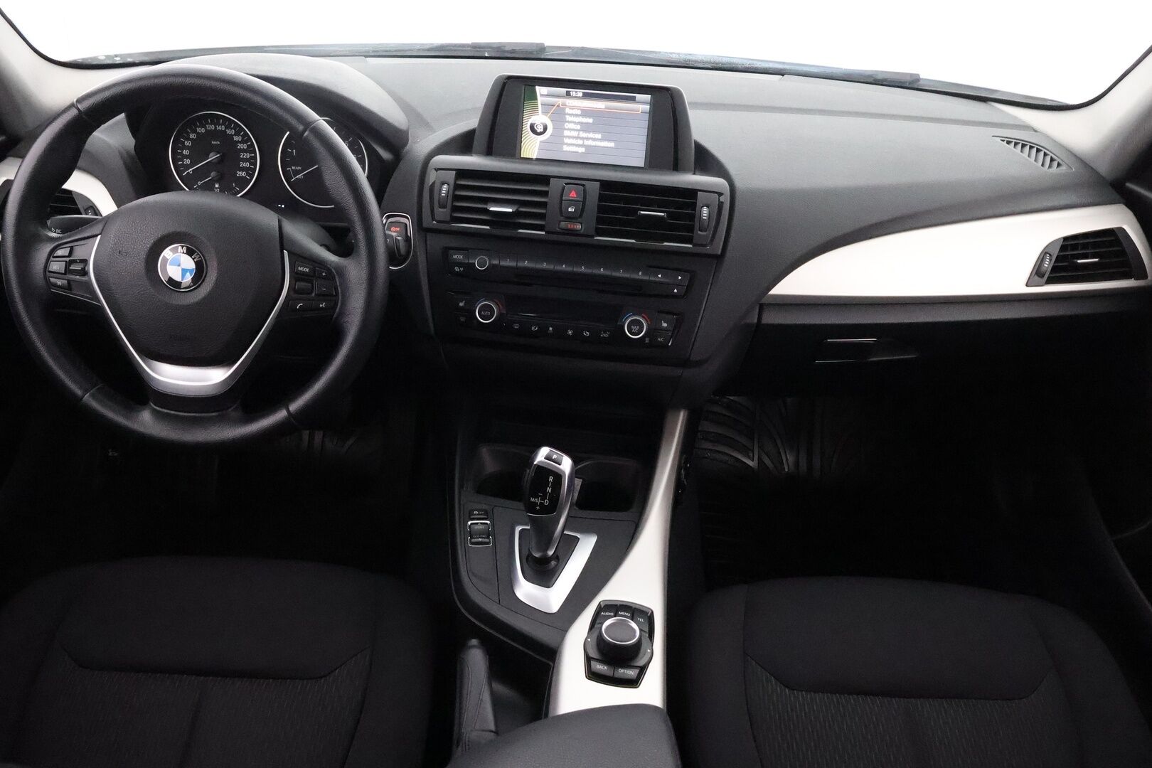 BMW 116 2013 F20 Hatchback 116i TwinPower Turbo A Business Automatic - Suomiauto / Vakkari / Lohkolämmitin / Xenon / Peruutustutka / Keyless / Huippusiisti!