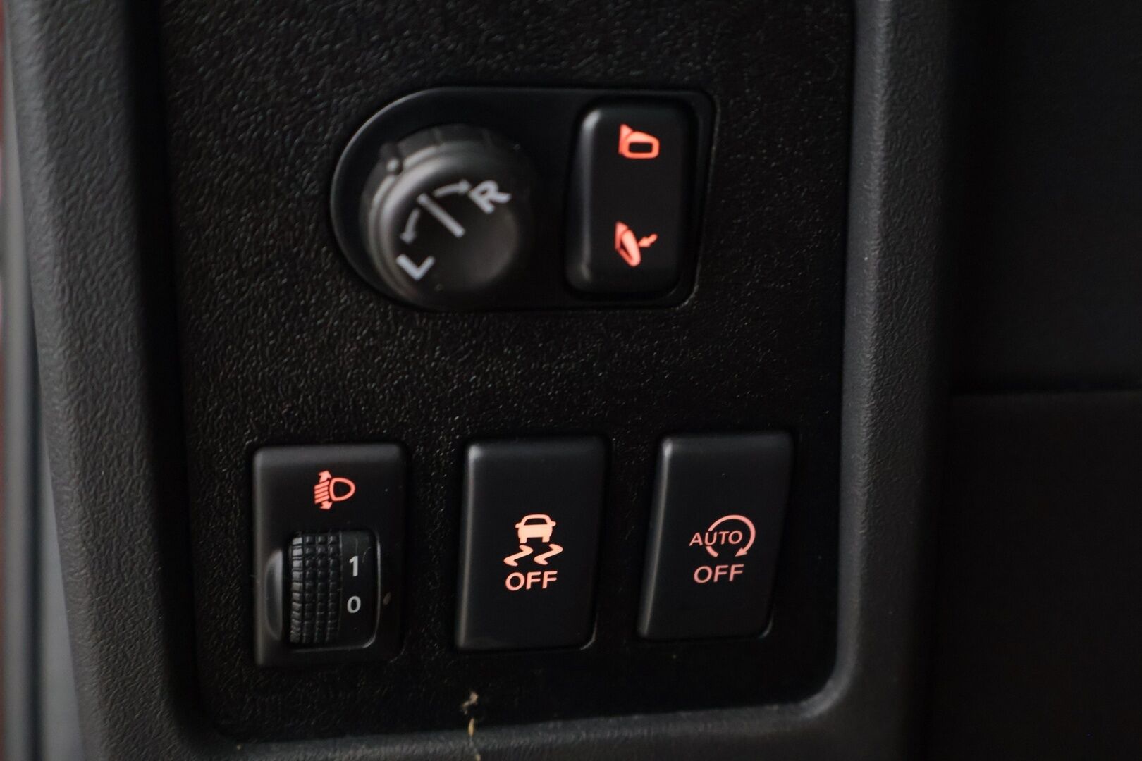 Nissan Qashqai 2013 1,6L Stop / Start System Style 360** Panorama / Cruise / 360 kamerat** - Huollettu hyvin / teknisesti kunnossa!