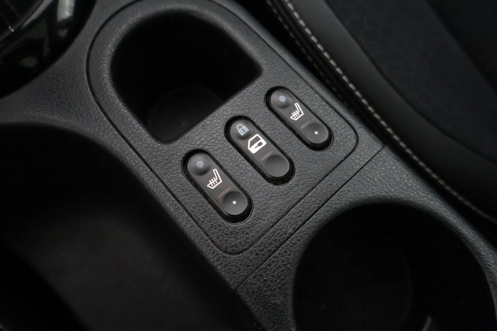 Nissan Qashqai 2013 1,6L Stop / Start System Style 360** Panorama / Cruise / 360 kamerat** - Huollettu hyvin / teknisesti kunnossa!