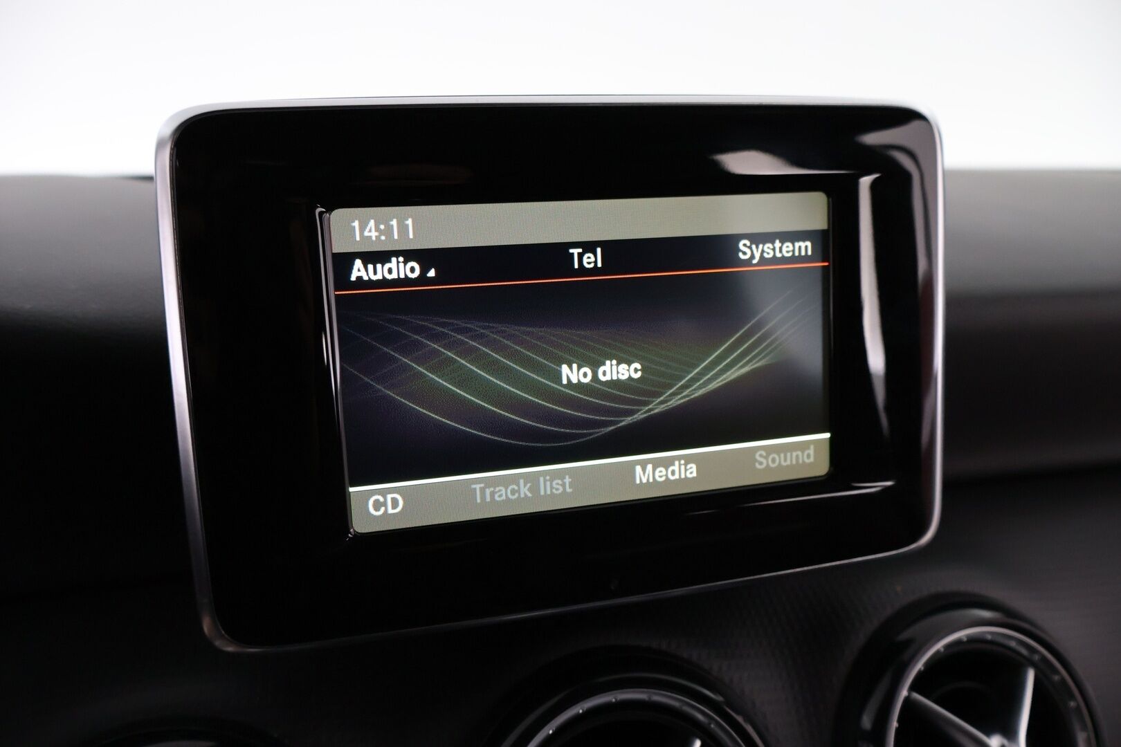 Mercedes-Benz A 2013 180 BE Premium Business - Suomiauto | Vakkari | Lohkolämmitin | Vetokoukku | Puolinahat | P-tutka | Juuri saapunut!