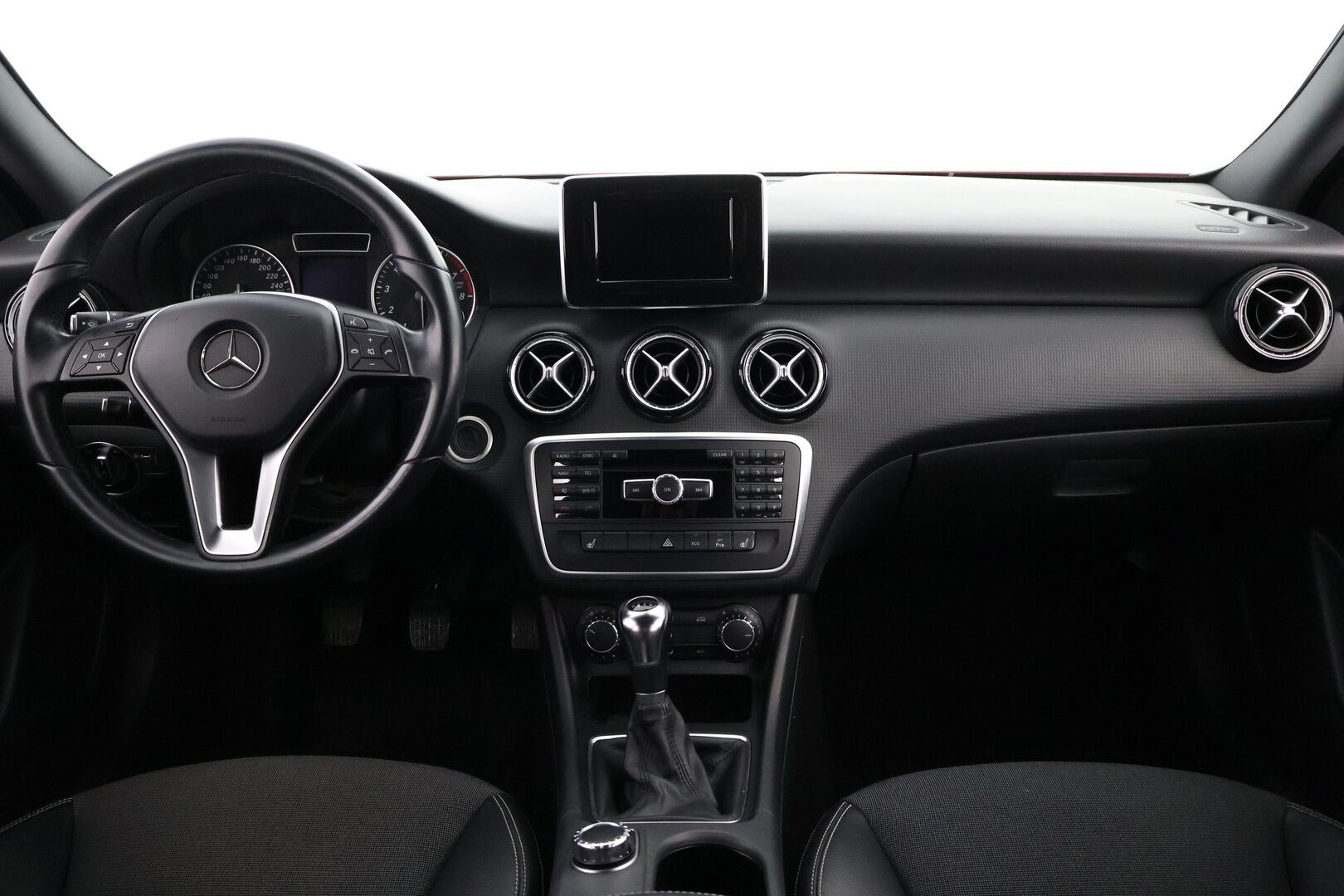 Mercedes-Benz A 2013 180 BE Premium Business - Suomiauto | Vakkari | Lohkolämmitin | Vetokoukku | Puolinahat | P-tutka | Juuri saapunut!